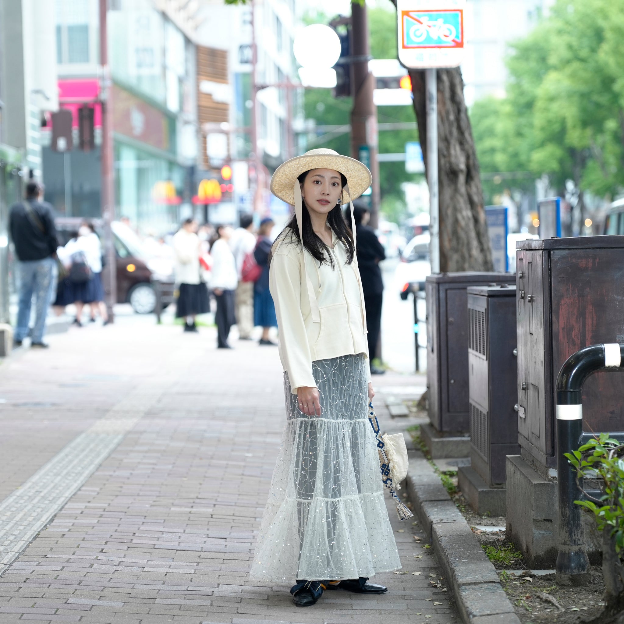 020351SN2_Ecru | SHINY SEQUIN EMBROIDERY SKIRT | Color:Ecru【SARA MALLIKA_サラマリカ】