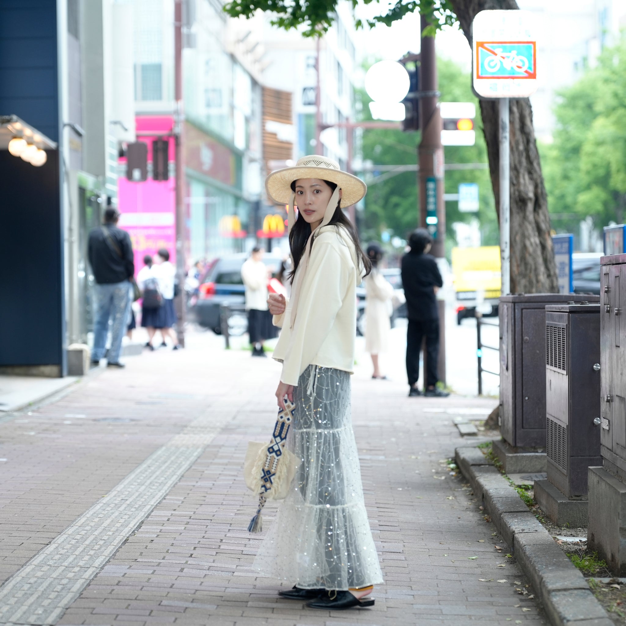 020351SN2_Ecru | SHINY SEQUIN EMBROIDERY SKIRT | Color:Ecru【SARA MALLIKA_サラマリカ】