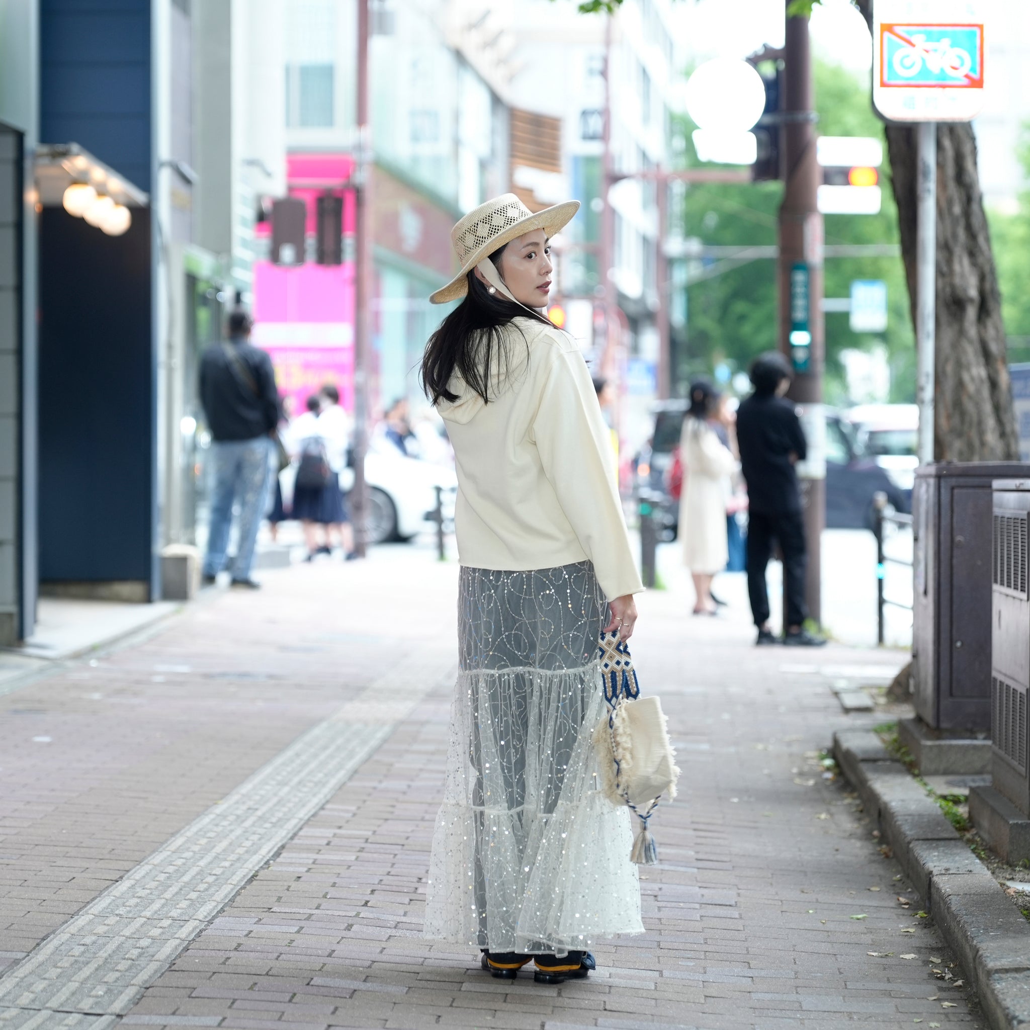 020351SN2_Ecru | SHINY SEQUIN EMBROIDERY SKIRT | Color:Ecru【SARA MALLIKA_サラマリカ】