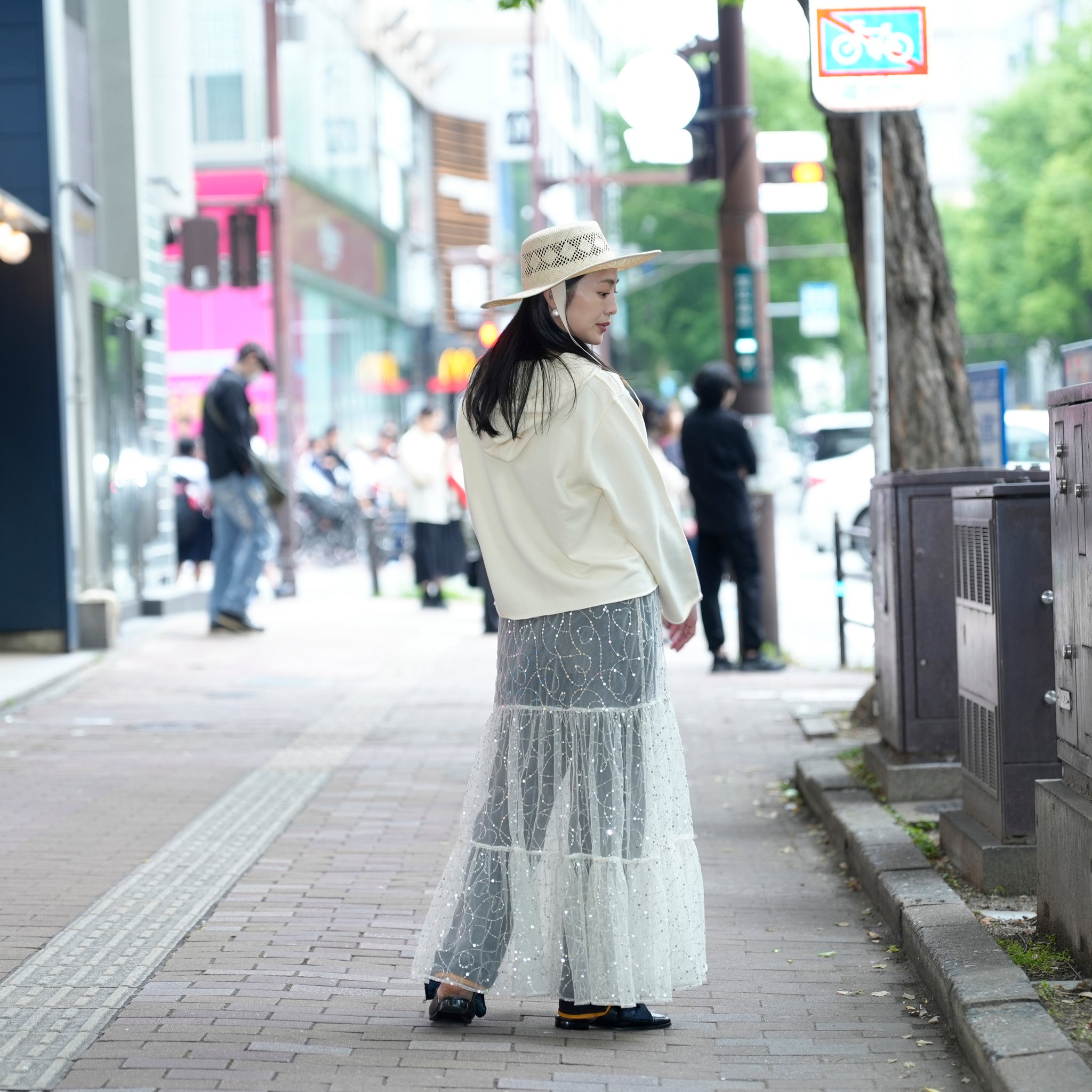 020351SN2_Ecru | SHINY SEQUIN EMBROIDERY SKIRT | Color:Ecru【SARA MALLIKA_サラマリカ】