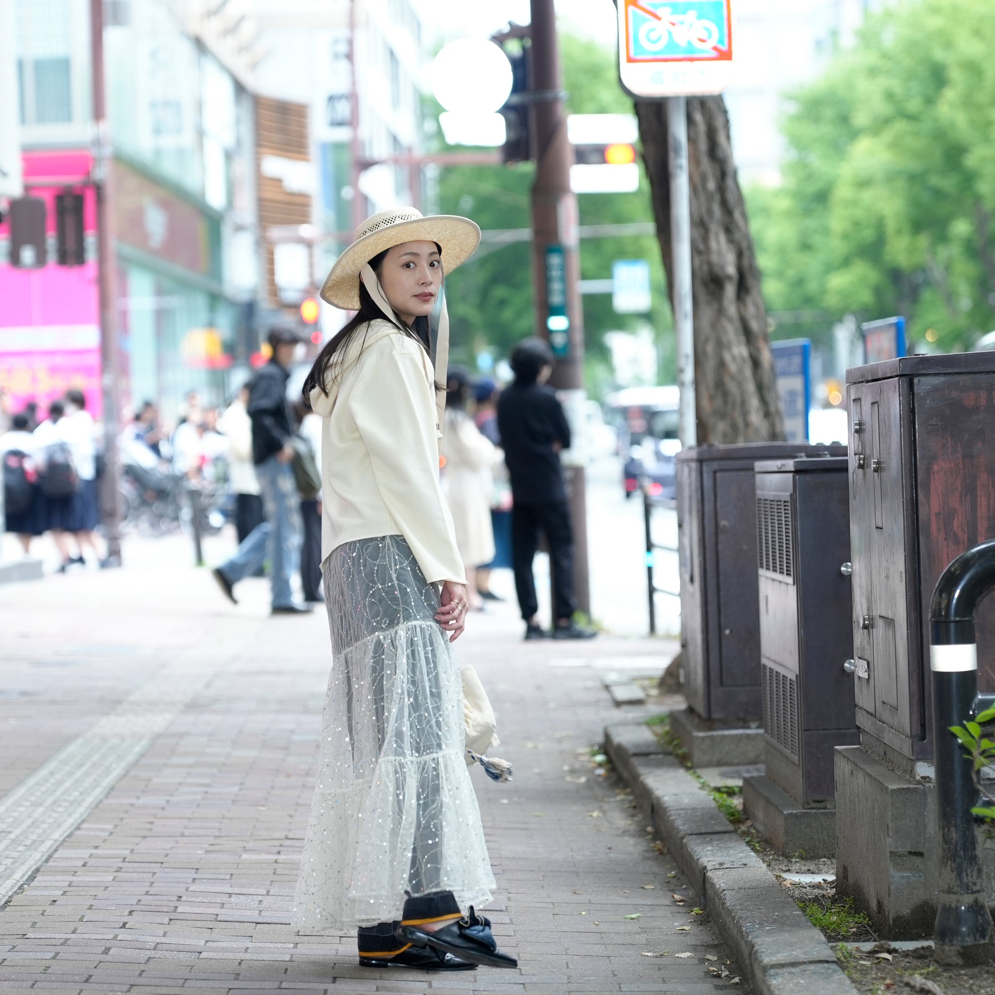 020351SN2_Ecru | SHINY SEQUIN EMBROIDERY SKIRT | Color:Ecru【SARA MALLIKA_サラマリカ】