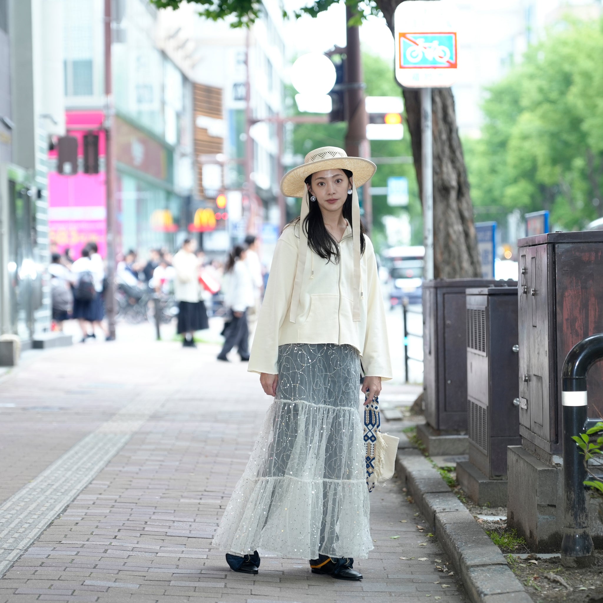 020351SN2_Ecru | SHINY SEQUIN EMBROIDERY SKIRT | Color:Ecru【SARA MALLIKA_サラマリカ】