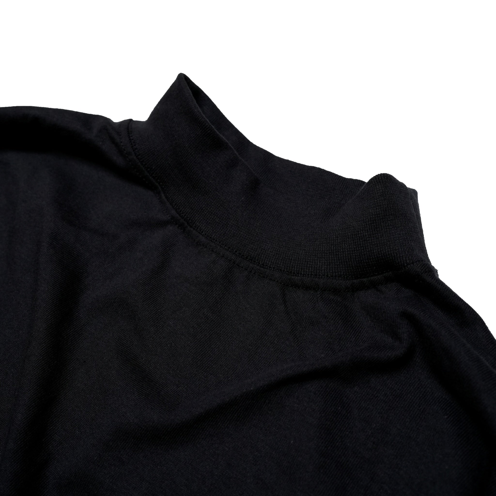 cal01b | 7o z Cotton Mock LS Tee | Color:Black【Cal Cru】