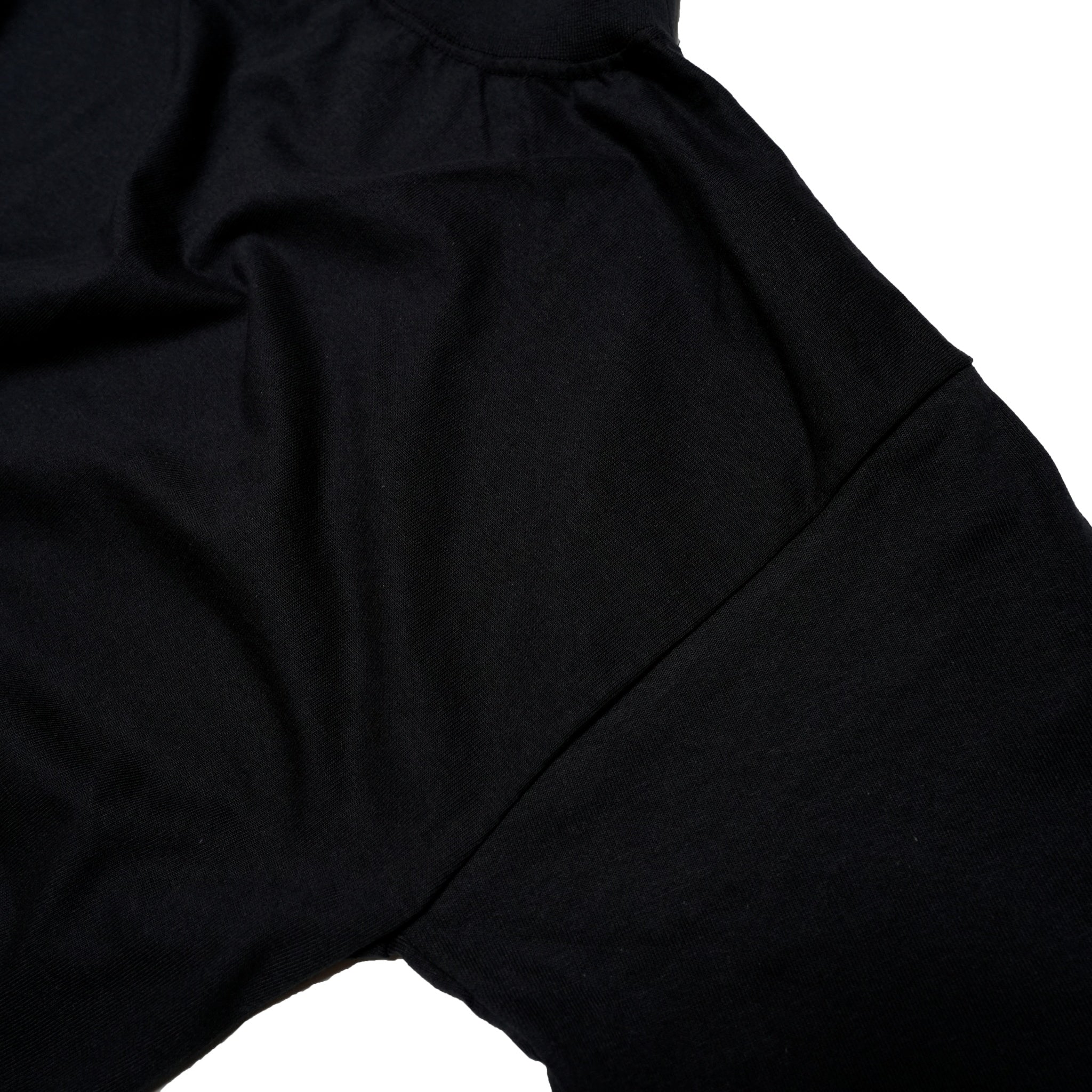 cal01b | 7o z Cotton Mock LS Tee | Color:Black【Cal Cru】