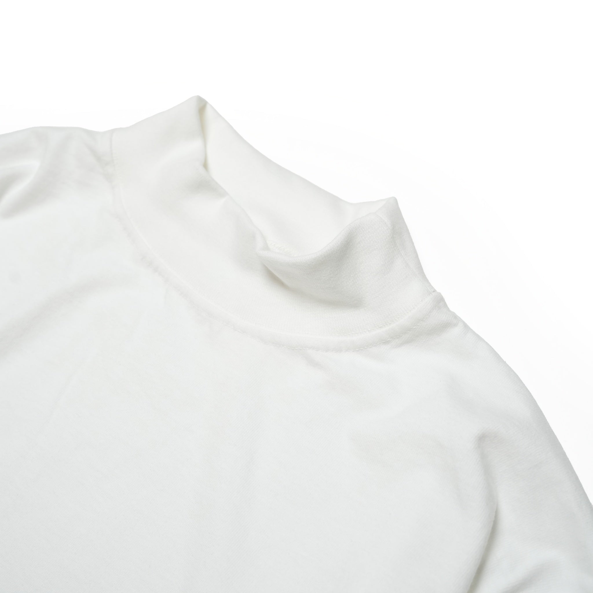 cal01w | 7o z Cotton Mock LS Tee | Color:White【Cal Cru】