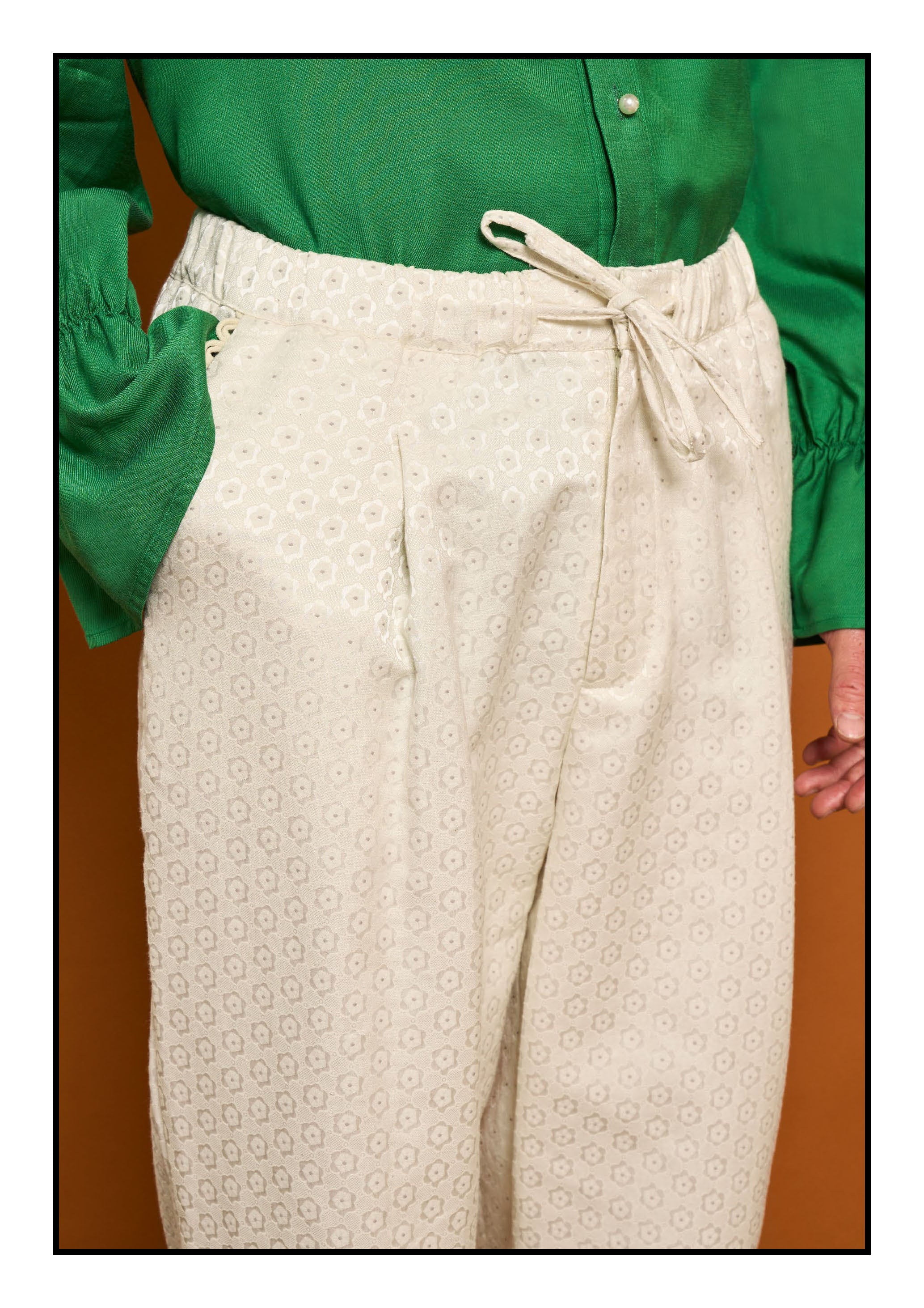 No:28SM02TRM030CRM | Name:Chai Jacquard Drawstring Trousers | Color:Cream【SISTER JANE_シスタージェーン】