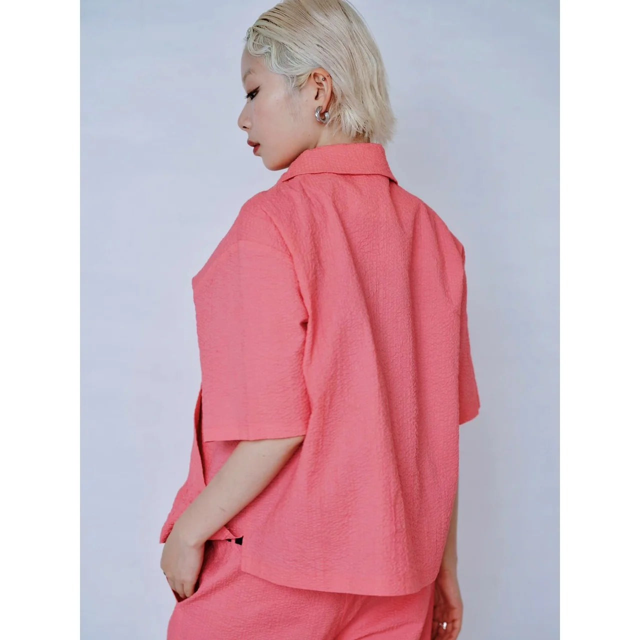 CONTRAST ZIP SEERSUCKER SHIRT – Pink | HCAE