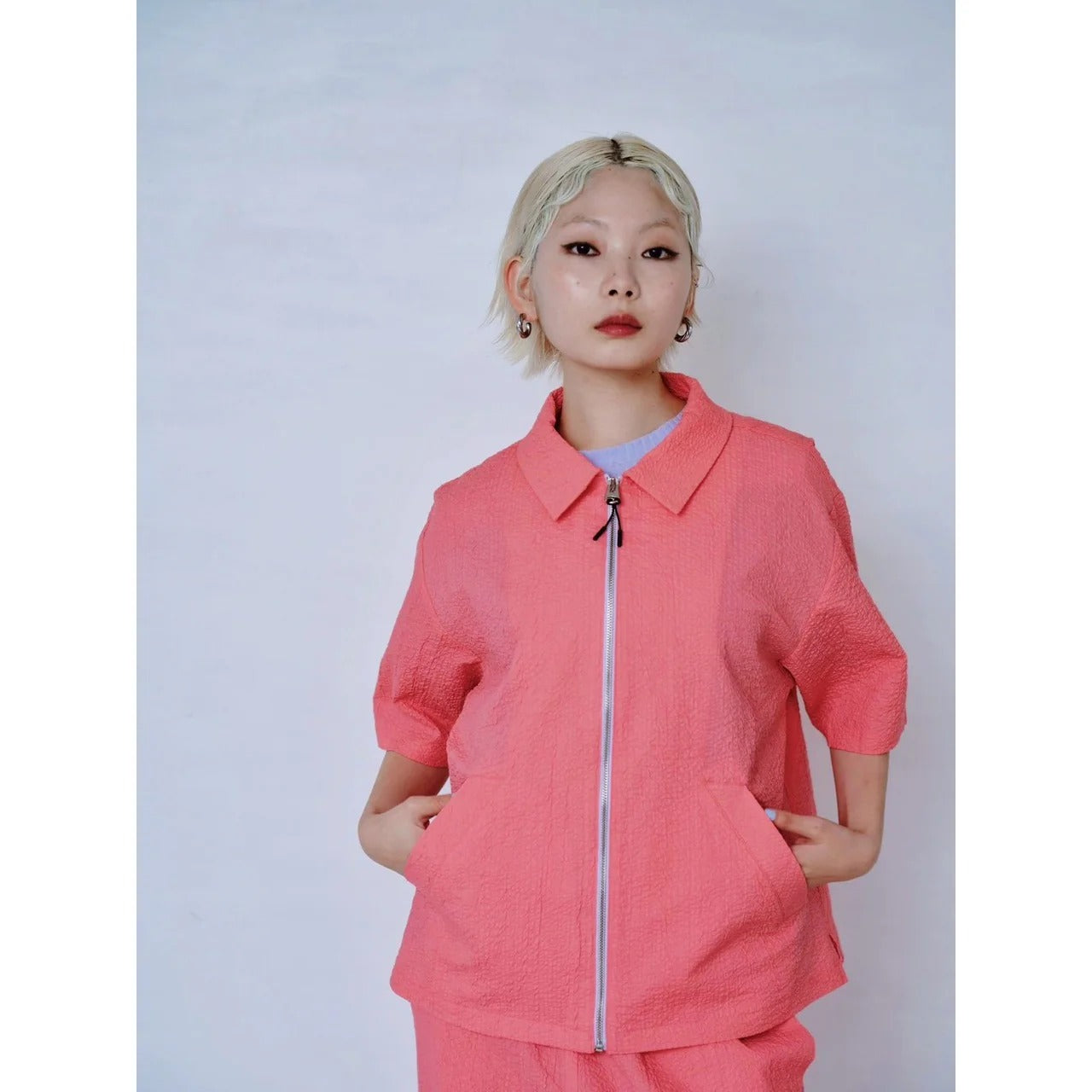 CONTRAST ZIP SEERSUCKER SHIRT – Pink | HCAE