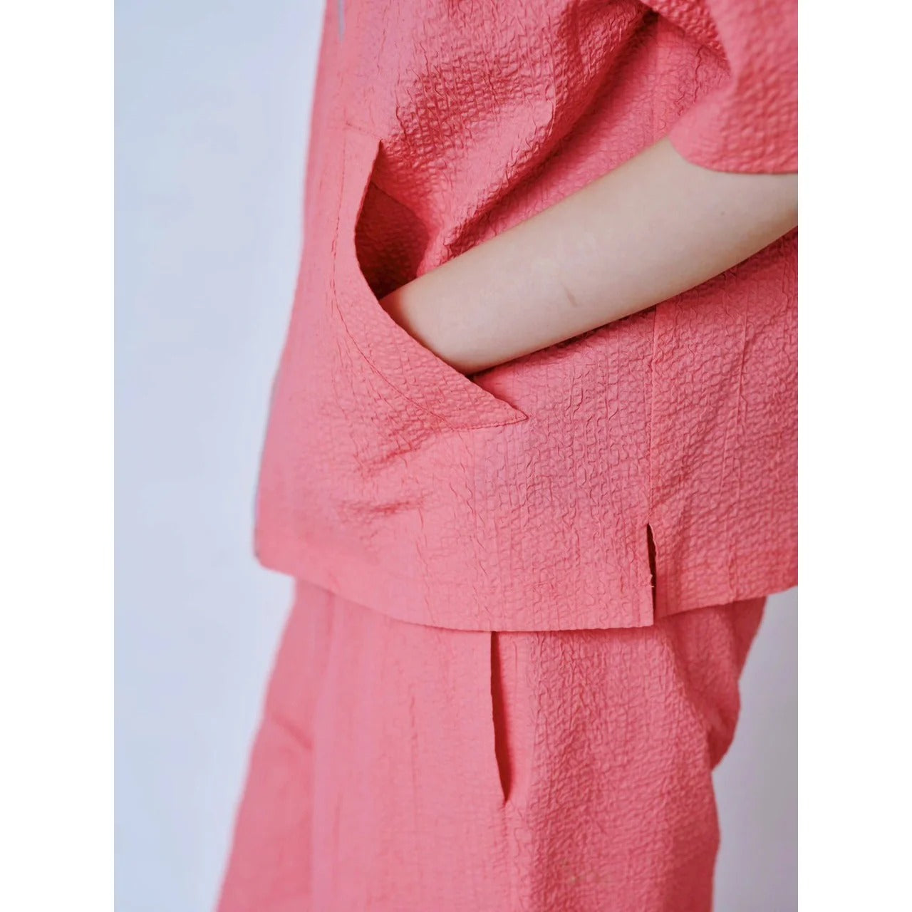CONTRAST ZIP SEERSUCKER SHIRT – Pink | HCAE