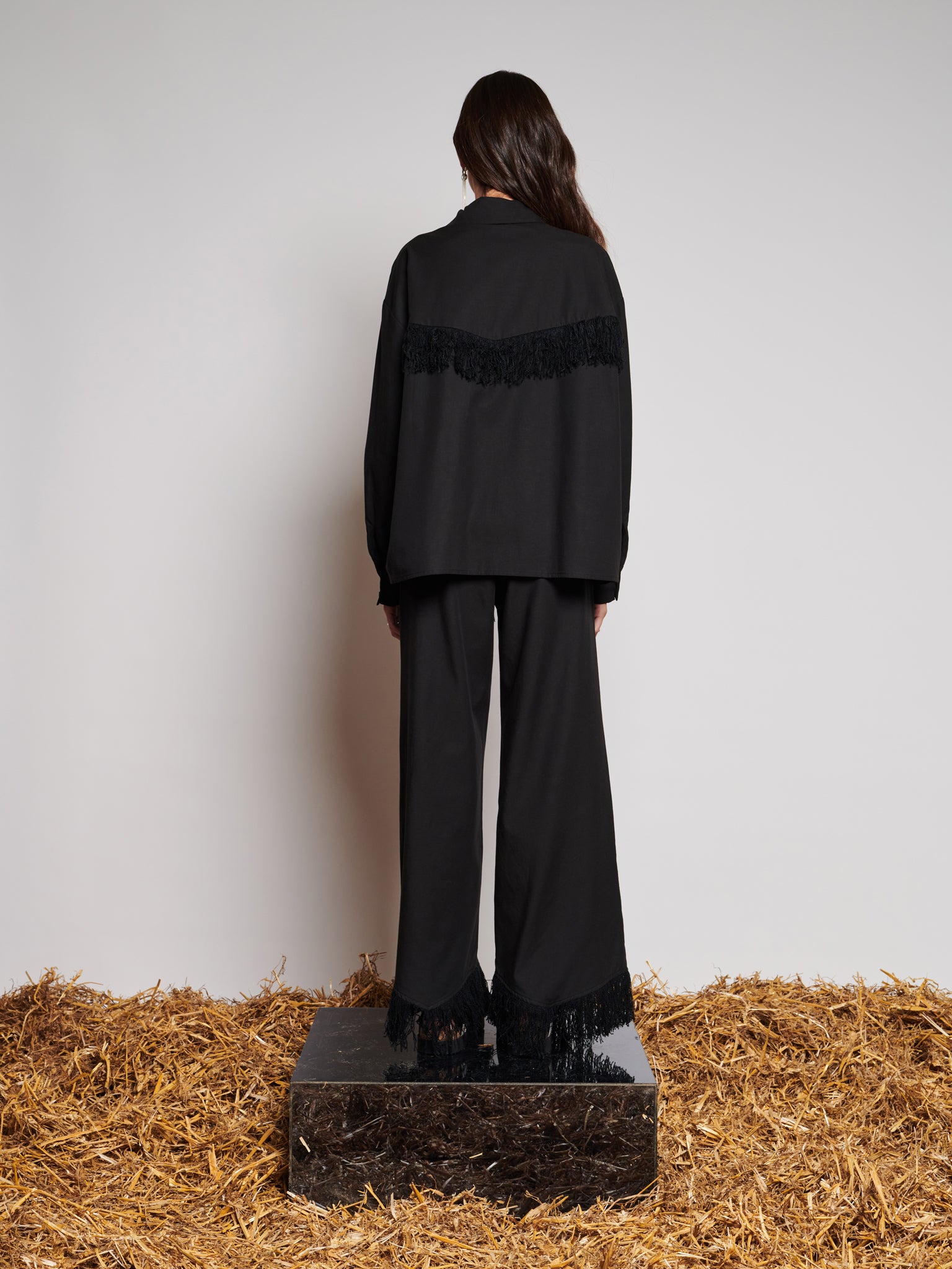 Georgie Fringe Shirt | Color_Black | No_32GH01BLG366BLK_BLACK【GHOSPELL_ゴスペル】