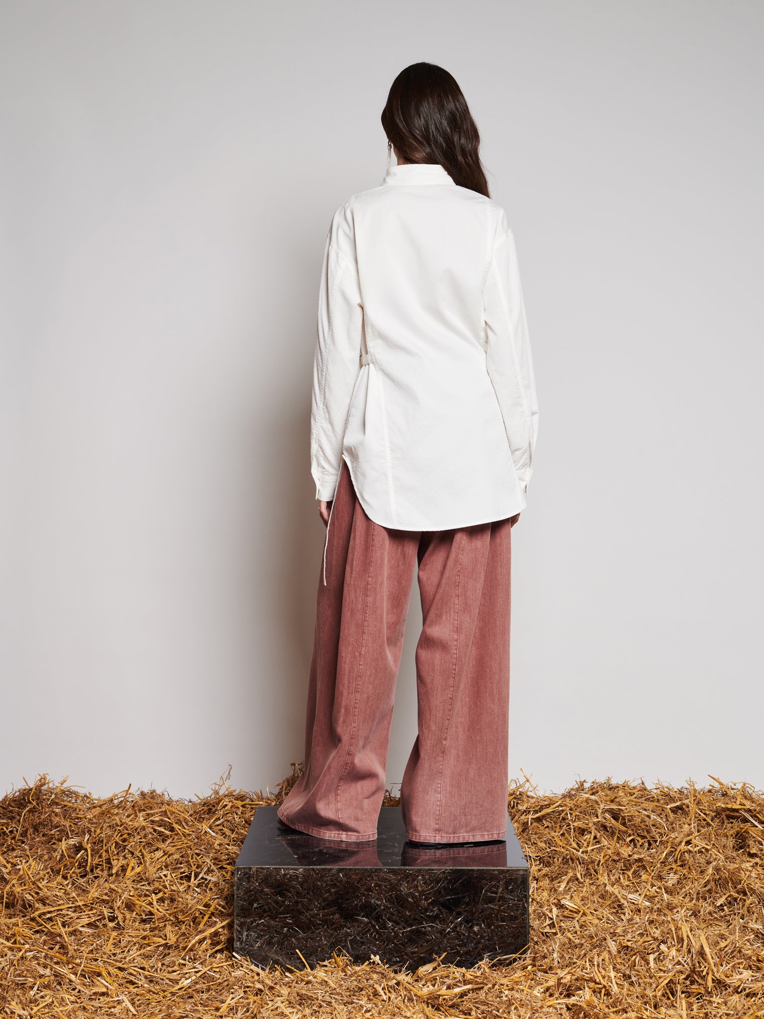 Beth Oversized Shirt | Color_Ivory | No_32GH01BLG365IVO_IVORY【GHOSPELL_ゴスペル】
