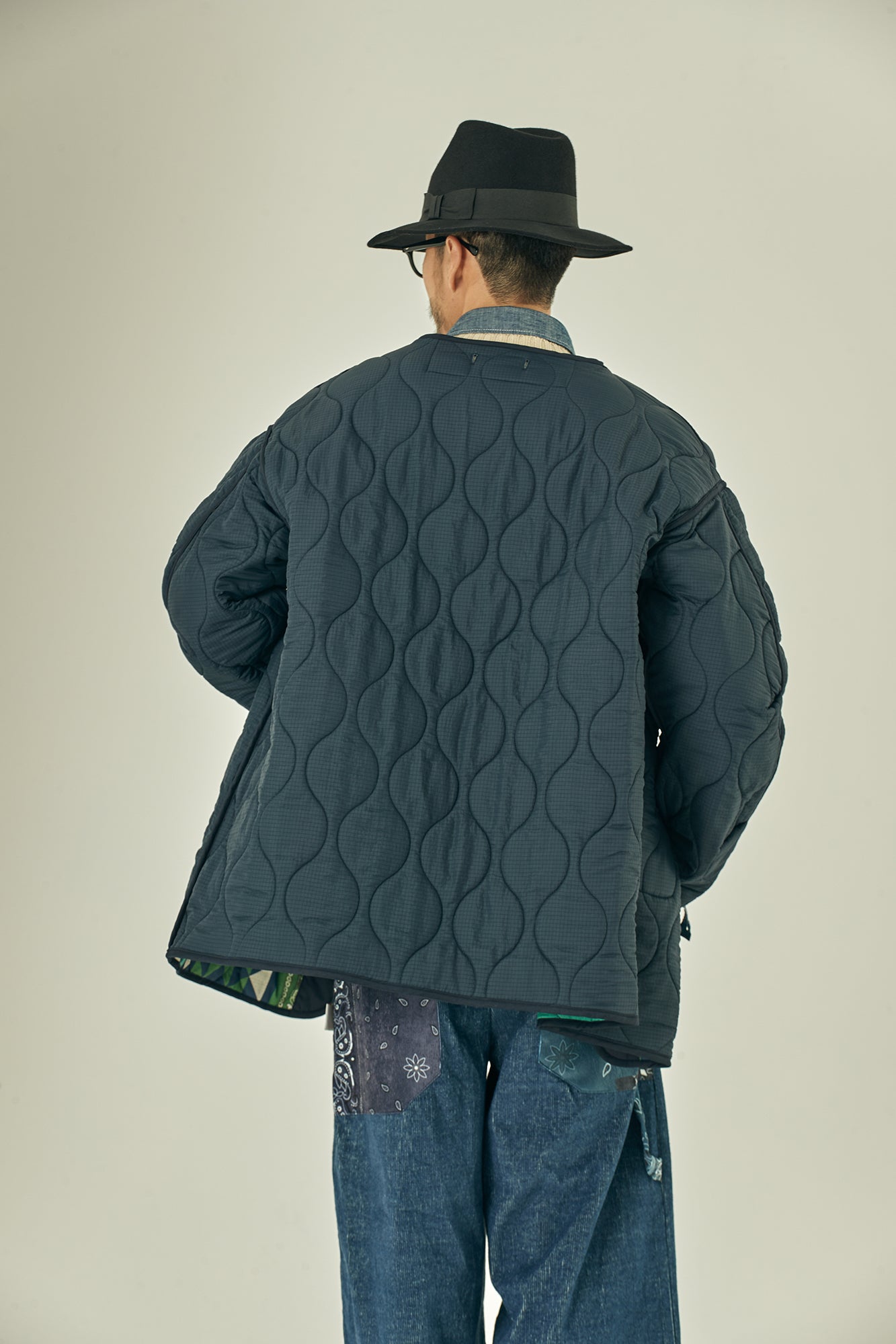 G63101_NV | REVERSIBLE QUILT LONG LINER JACKET-NV【GORT_ゴート】