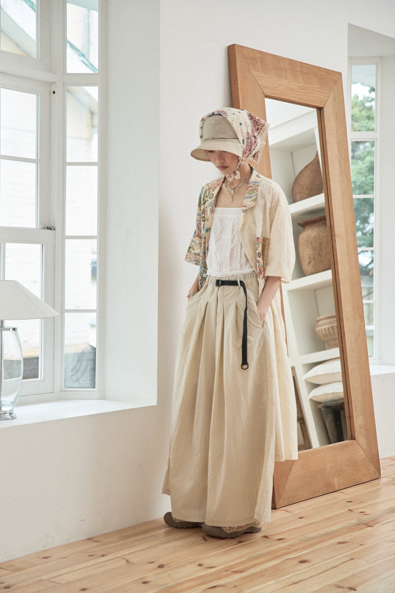 G72303_BG | NYLON WIDE LEG PANTS-BG | Color:Beige【GORT_ゴート】