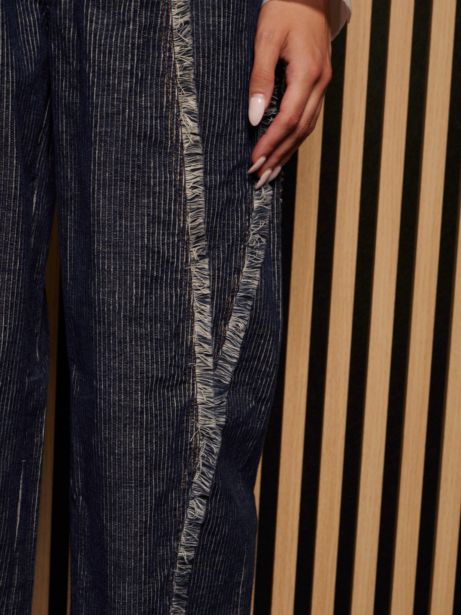 Roxanne Jeans | Color_Denim | No_32GH02TRG158DEN_DENIM【GHOSPELL_ゴスペル】