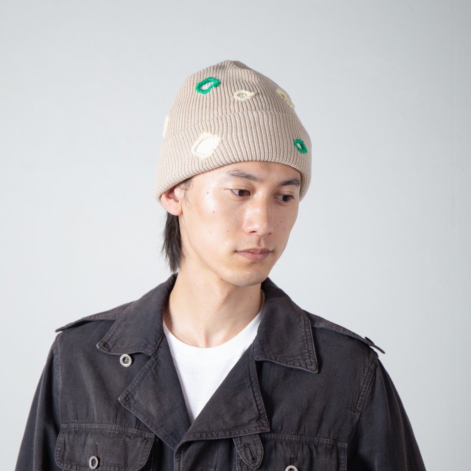 Color Hole Knit Cap | Color_Beige | No_IA-26-138_Beige【INDIETRO ASSOCIATION_インディエトロアソシエーション】