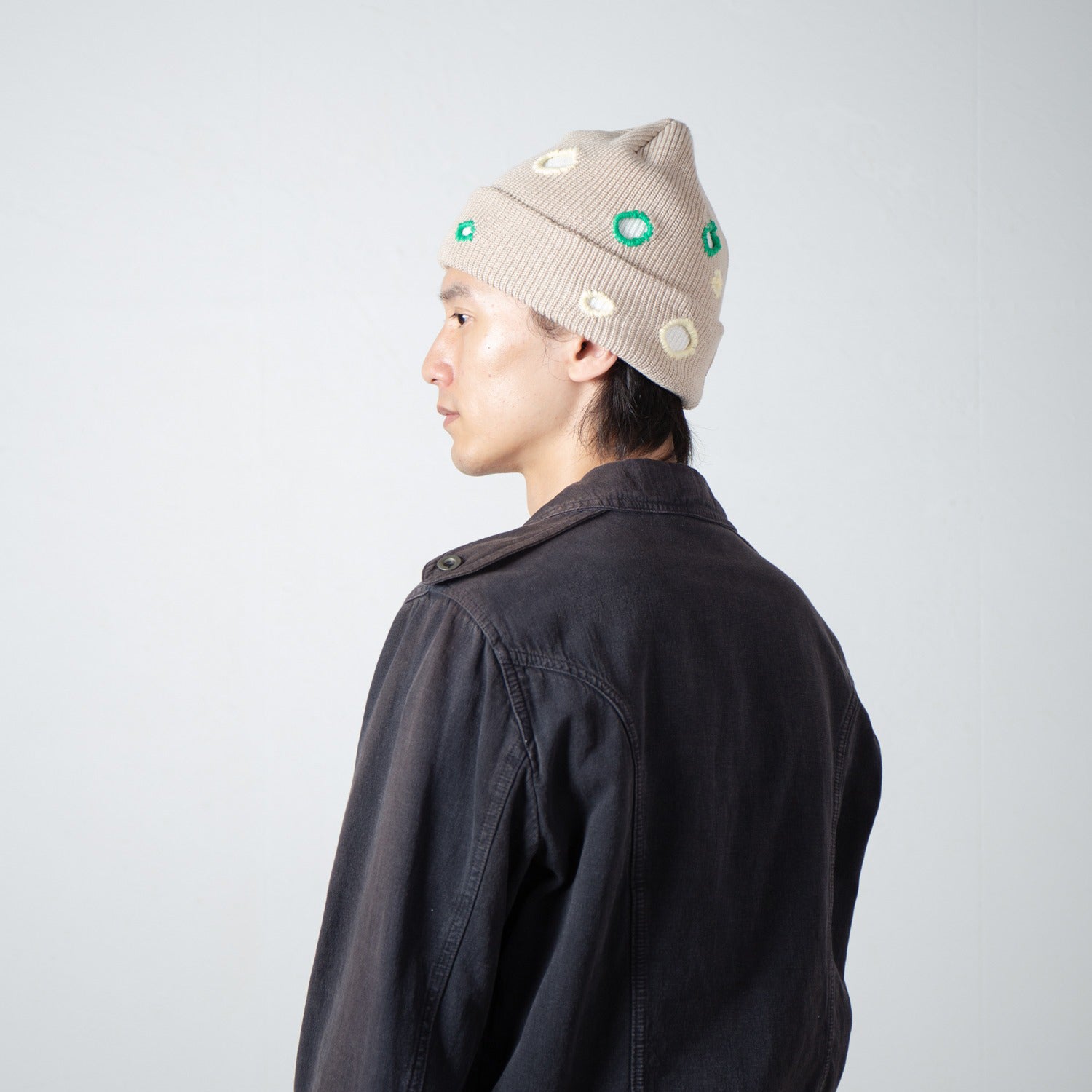 Color Hole Knit Cap | Color_Beige | No_IA-26-138_Beige【INDIETRO ASSOCIATION_インディエトロアソシエーション】