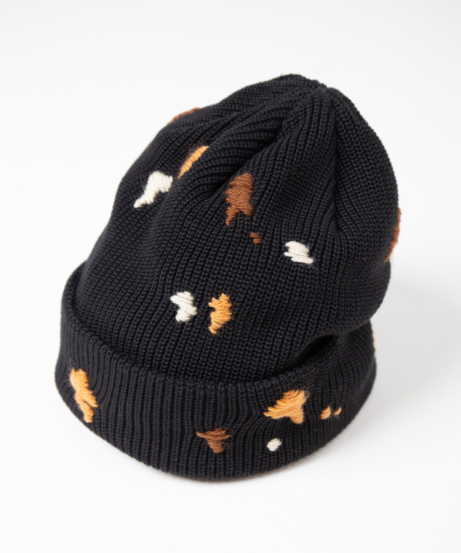 Dirt Embroidery Knit Cap – Black | INDIETRO ASSOCIATION | 入荷予定アイテム