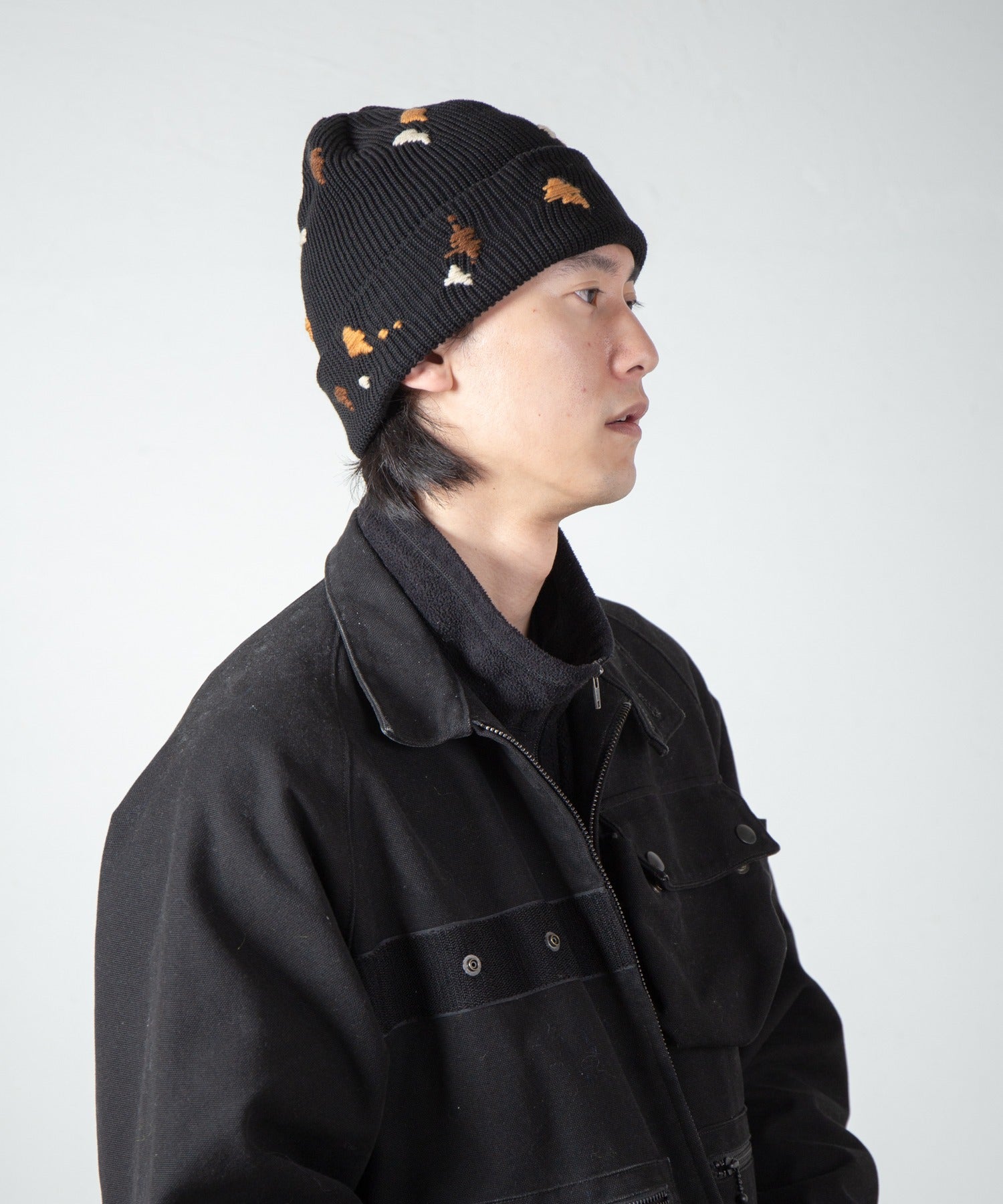 Dirt Embroidery Knit Cap – Black | INDIETRO ASSOCIATION | 入荷予定アイテム
