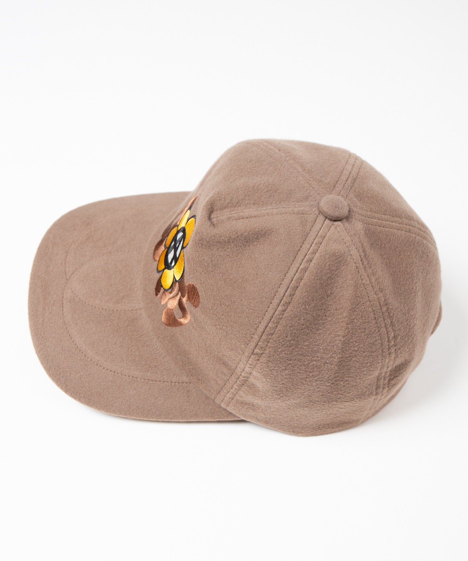 Plants Tracker Cap – Beige | INDIETRO ASSOCIATION | 入荷予定アイテム