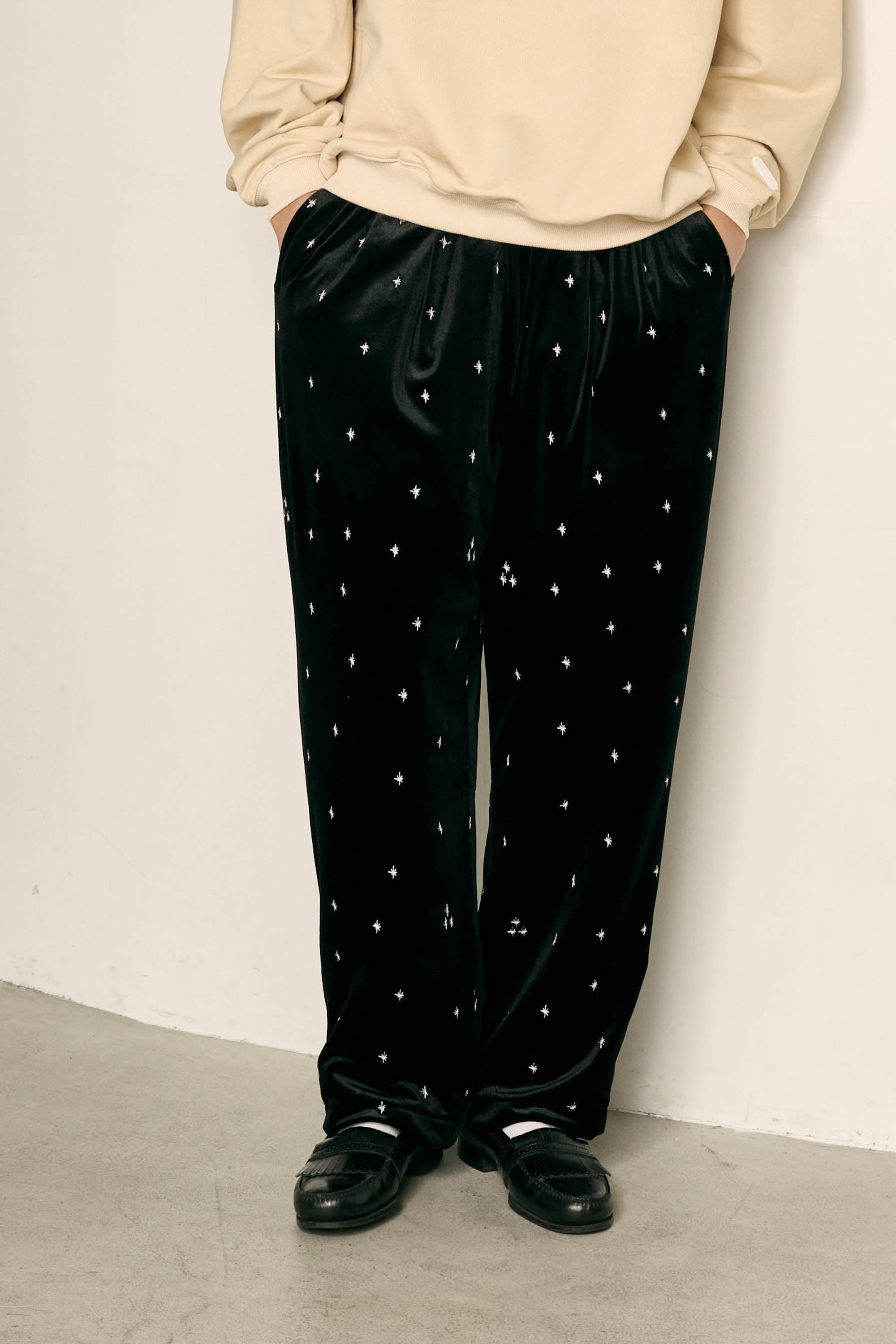 CHAPMAN – Black Emb | KELEN | 入荷予定アイテム
