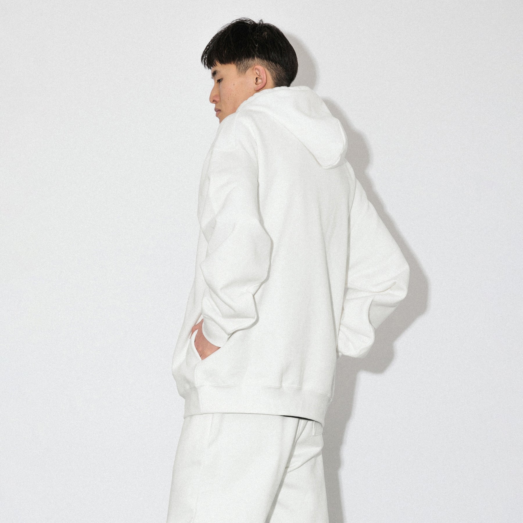 KN-HS-SP-01_WH | Heavy Hooded Sweatshirt - Seam Pocket | Color:WHITE【Knuu（縫う）_ヌウ】