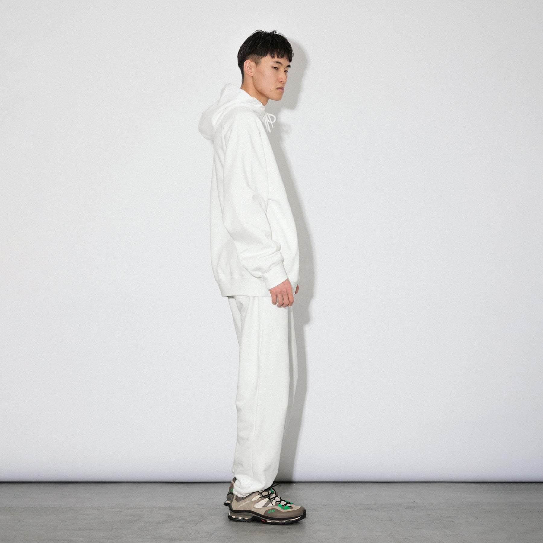 KN-HS-SP-01_WH | Heavy Hooded Sweatshirt - Seam Pocket | Color:WHITE【Knuu（縫う）_ヌウ】