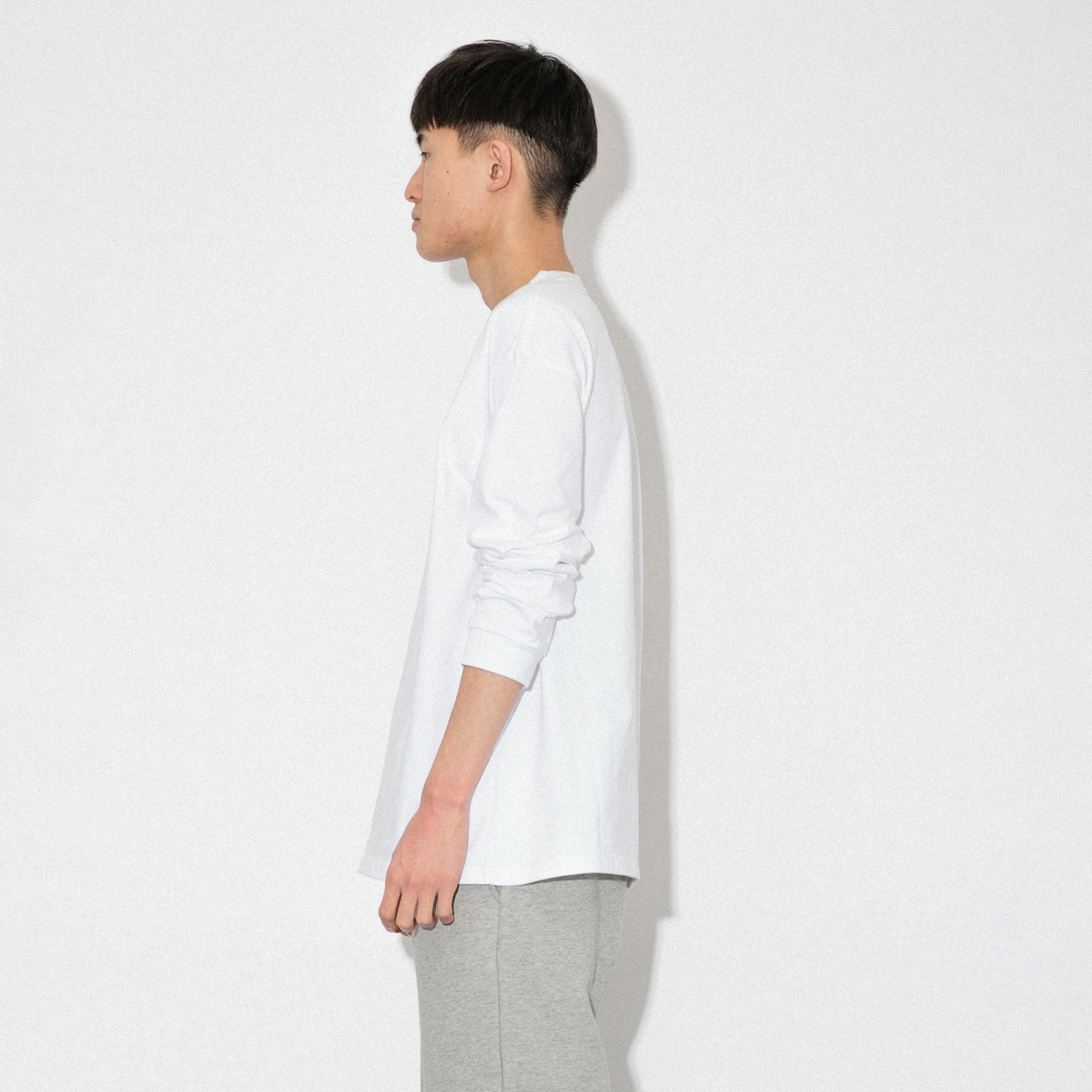 KN-LT-01_WH | Heavy Crewneck Long Sleeve T-Shirt | Color:WHITE【Knuu（縫う）_ヌウ】