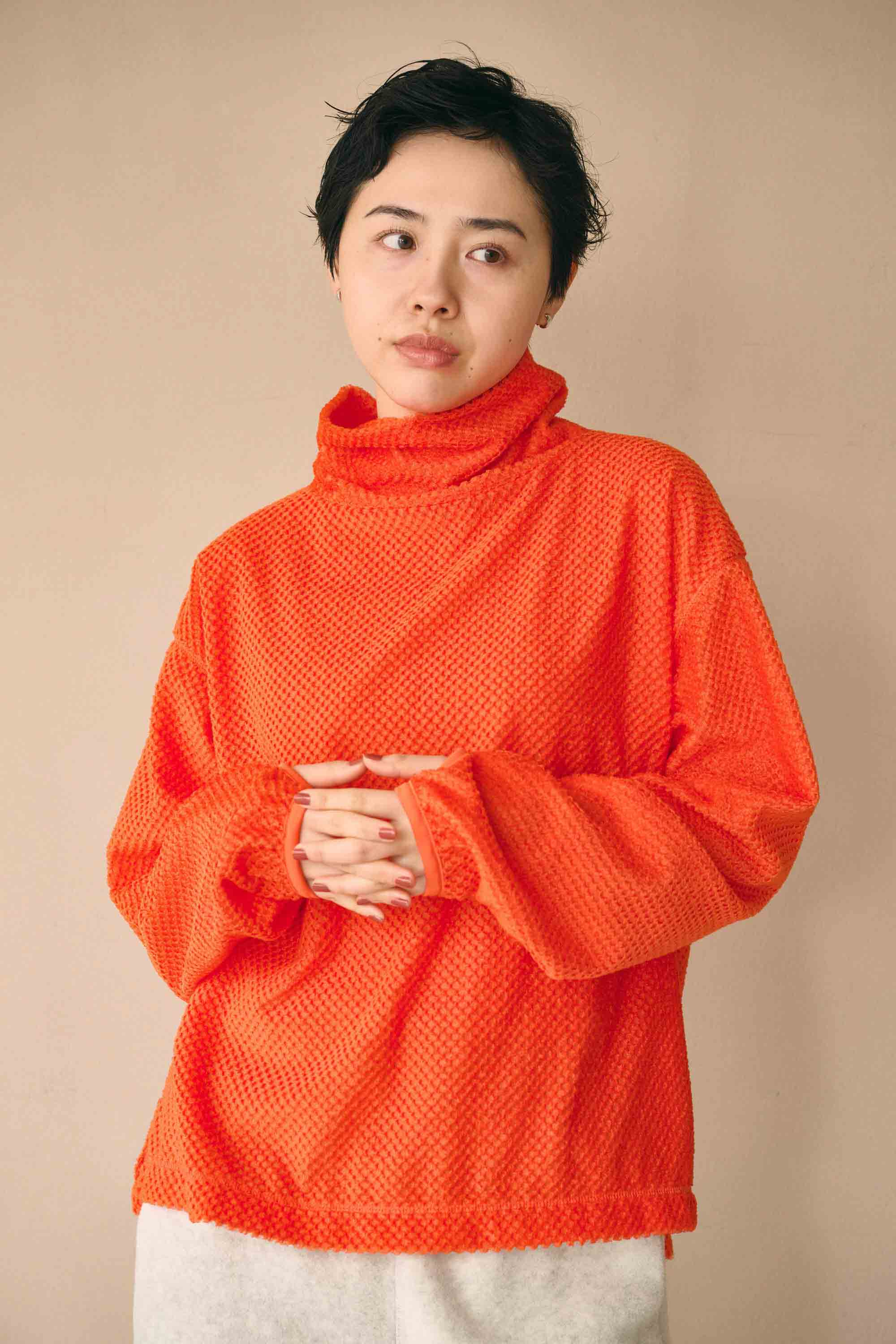 Octa HIGH NECK PULLOVER – Persimmon | KHA:KI | 入荷予定アイテム