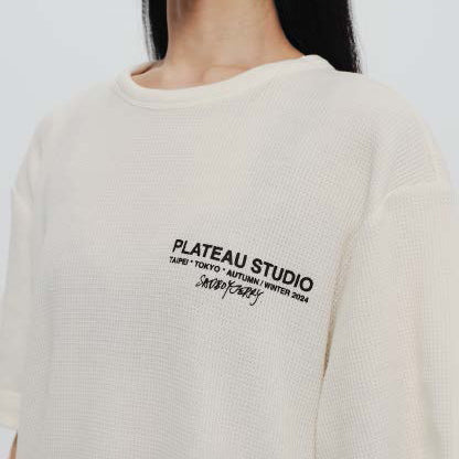 Pla24awtee01-1_light beige | 2024 logo waffle tee | Color:Light Beige【PLATEAU STUDIO_プラトー スタジオ】