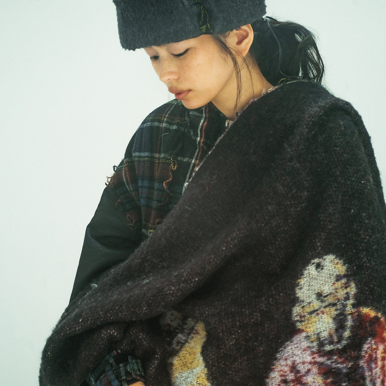 STARS MOHAIR KNIT BLANKET STOLE | Color_Black | No_sf25aw-12_black【STOF_ストフ】【入荷予定アイテム・入荷連絡可能】