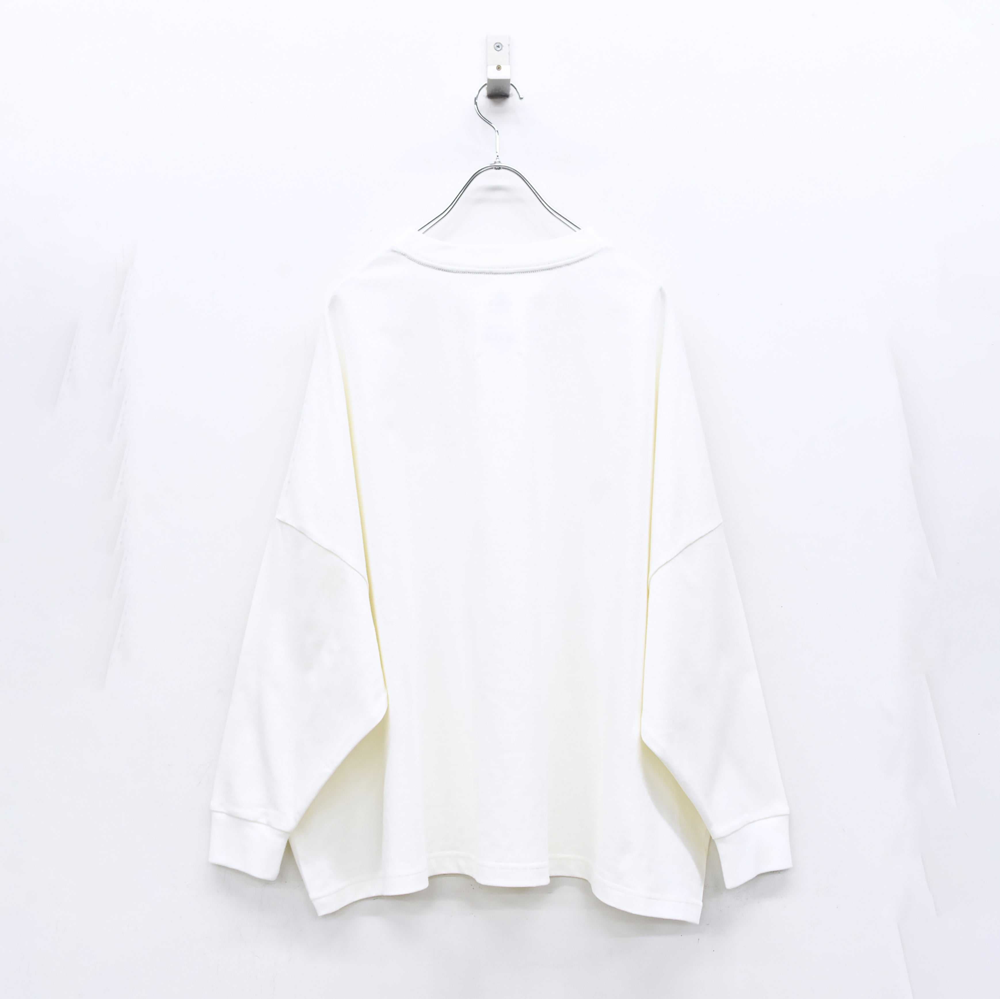 ECONOMY EMBROI L/S T-SHIRT | Color_White | No_sf25aw-20c_white【STOF_ストフ】【入荷予定アイテム・入荷連絡可能】