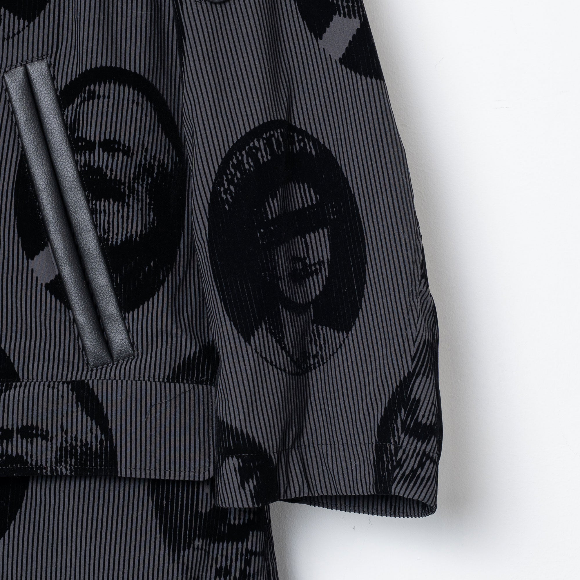 Alternative Chaos Coat – Flocbk | STOF | 入荷予定アイテム