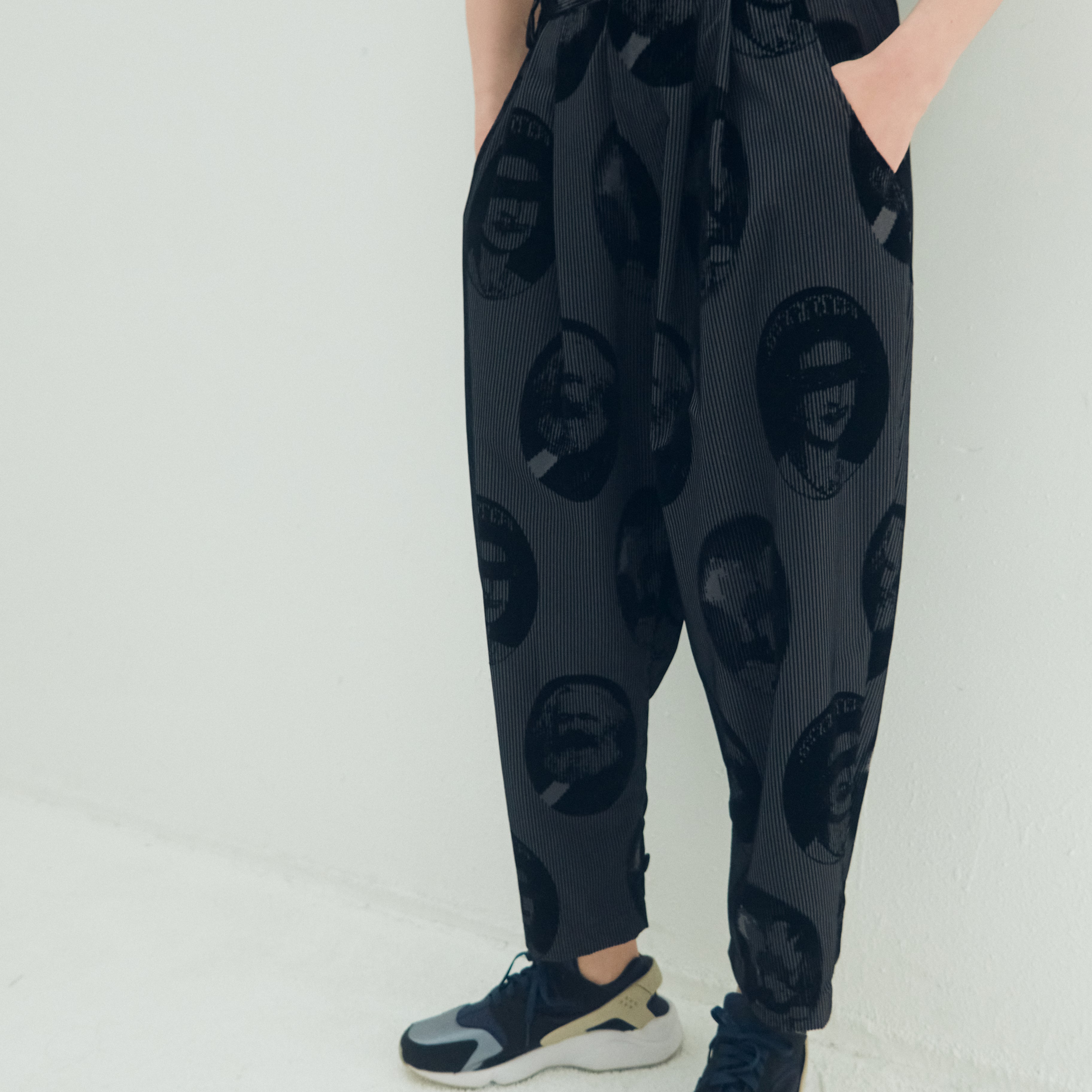 Alternative Chaos Pants – Flocbk | STOF | 入荷予定アイテム