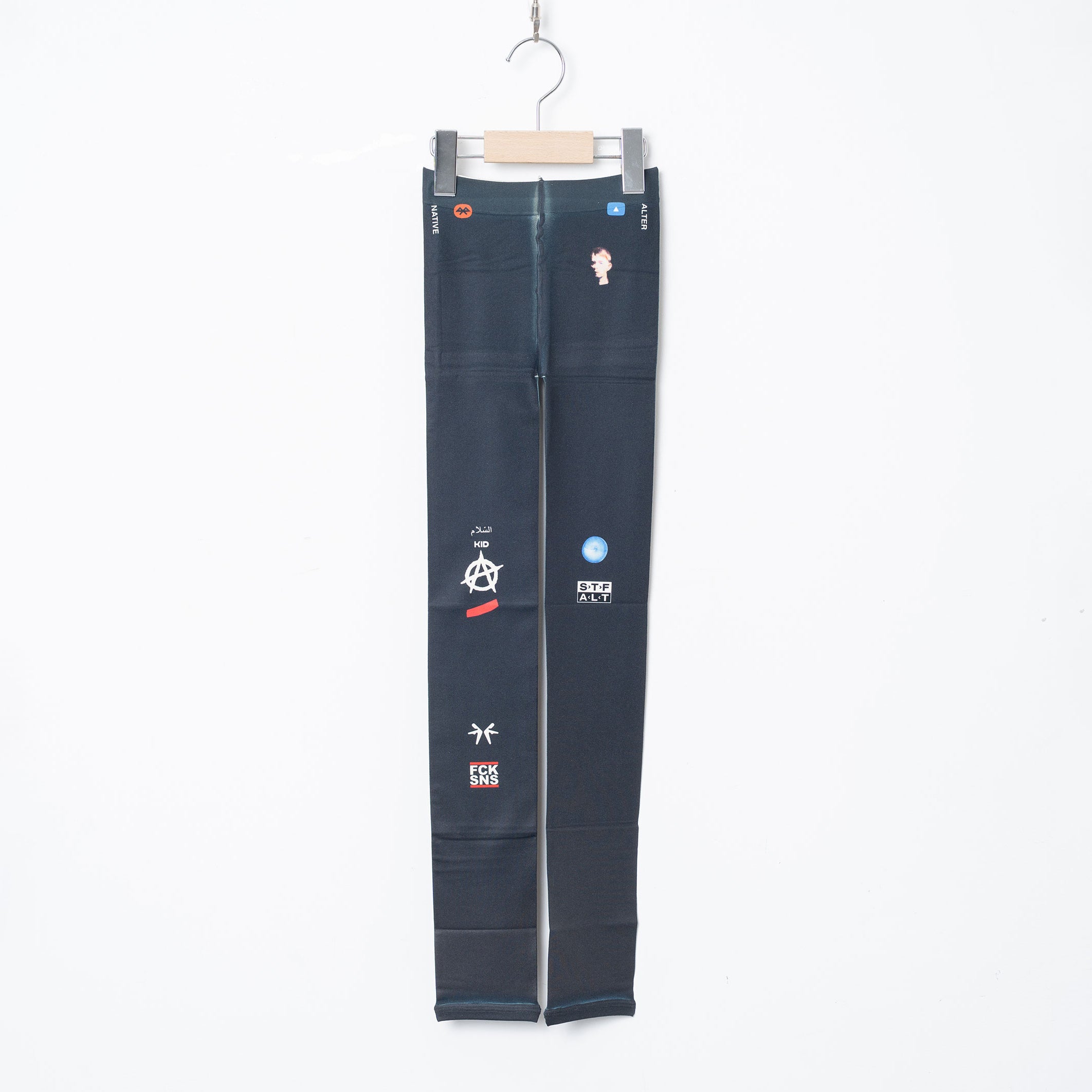 UNDERCURRENT LEGGINS – Black | STOF | 入荷予定アイテム