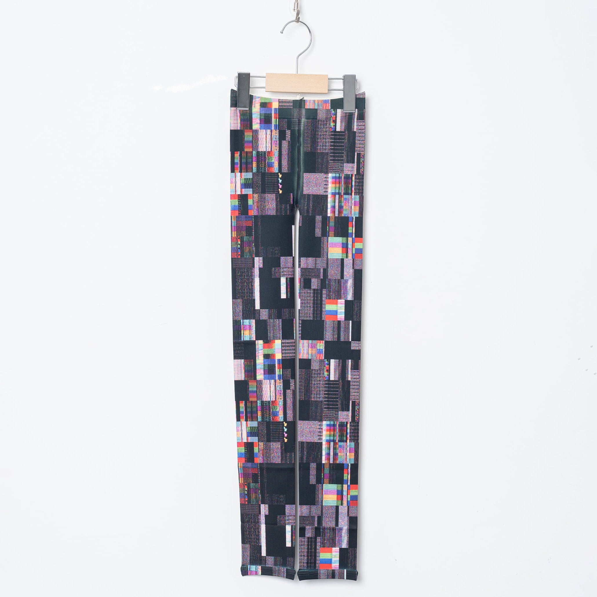 UNDERCURRENT LEGGINS – Glitch Bk | STOF | 入荷予定アイテム