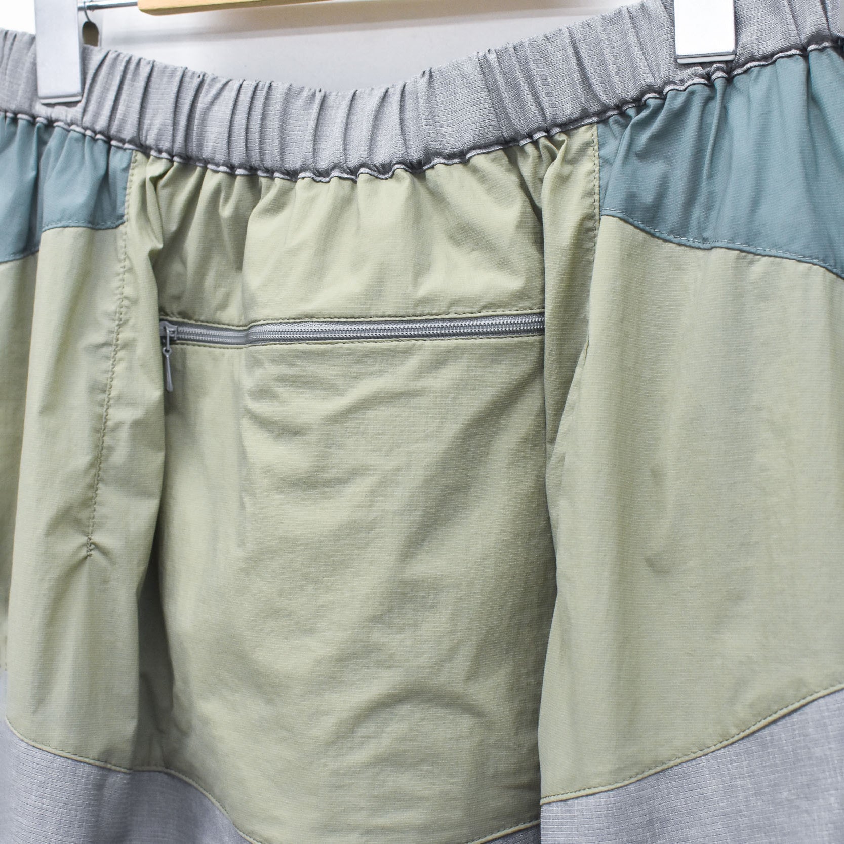 MELTING MIX SHORT PANTS | Color_Grey | No_SF26SS-14_Grey【STOF_ストフ】【入荷予定アイテム・入荷連絡可能】