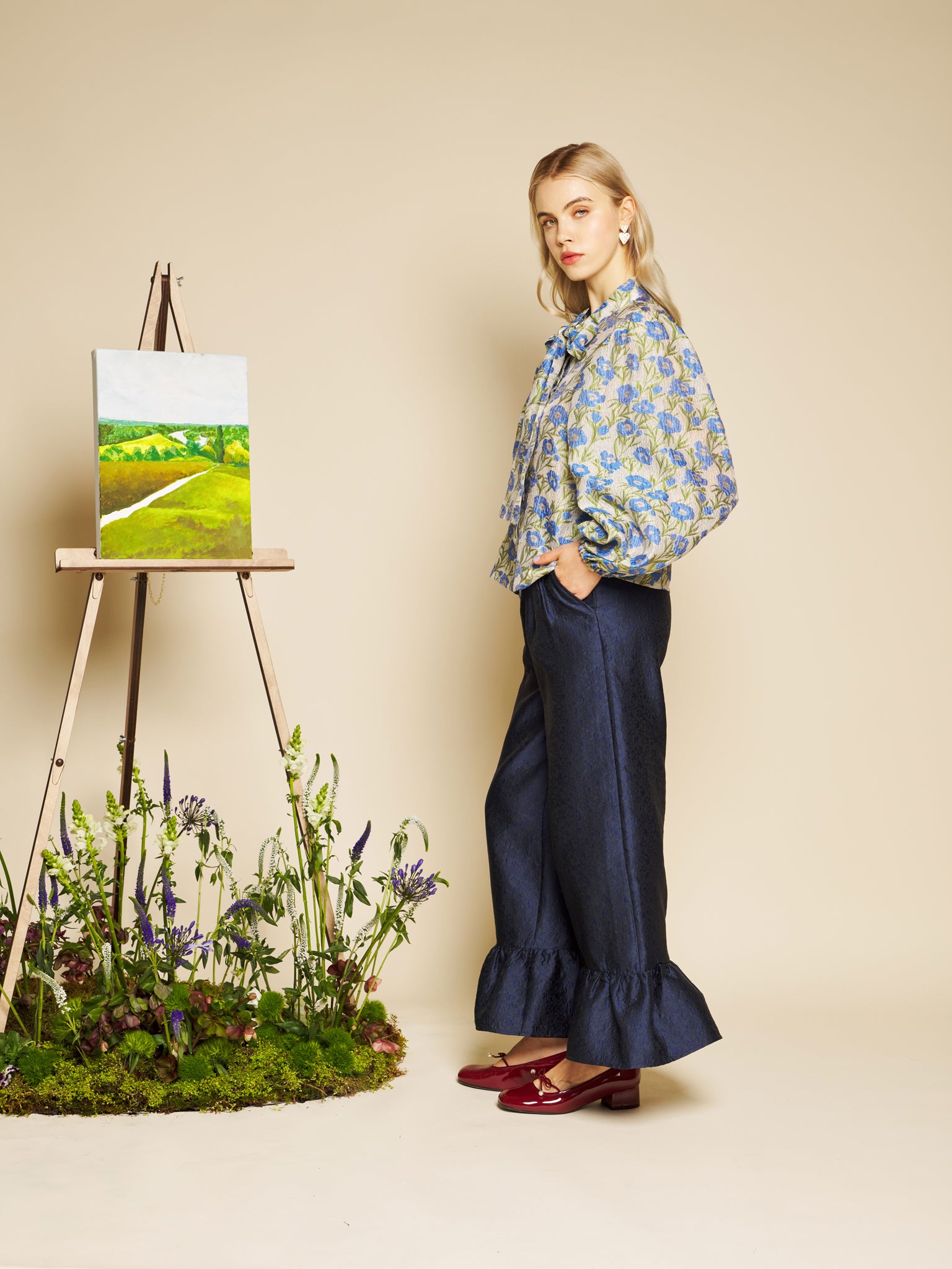 Orchid Jacquard Ruffle Trousers – Navy | SISTER JANE
