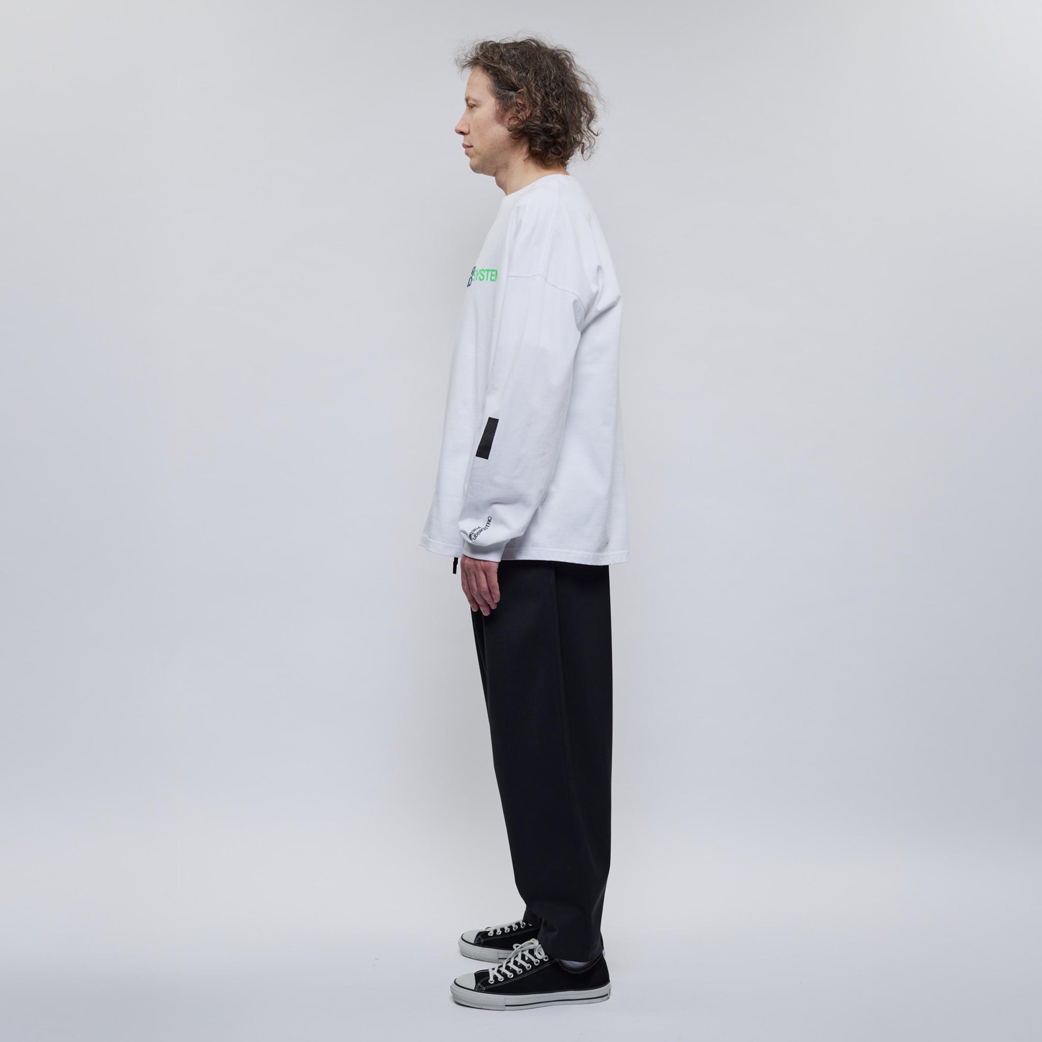 _293 – White | UNTRACE