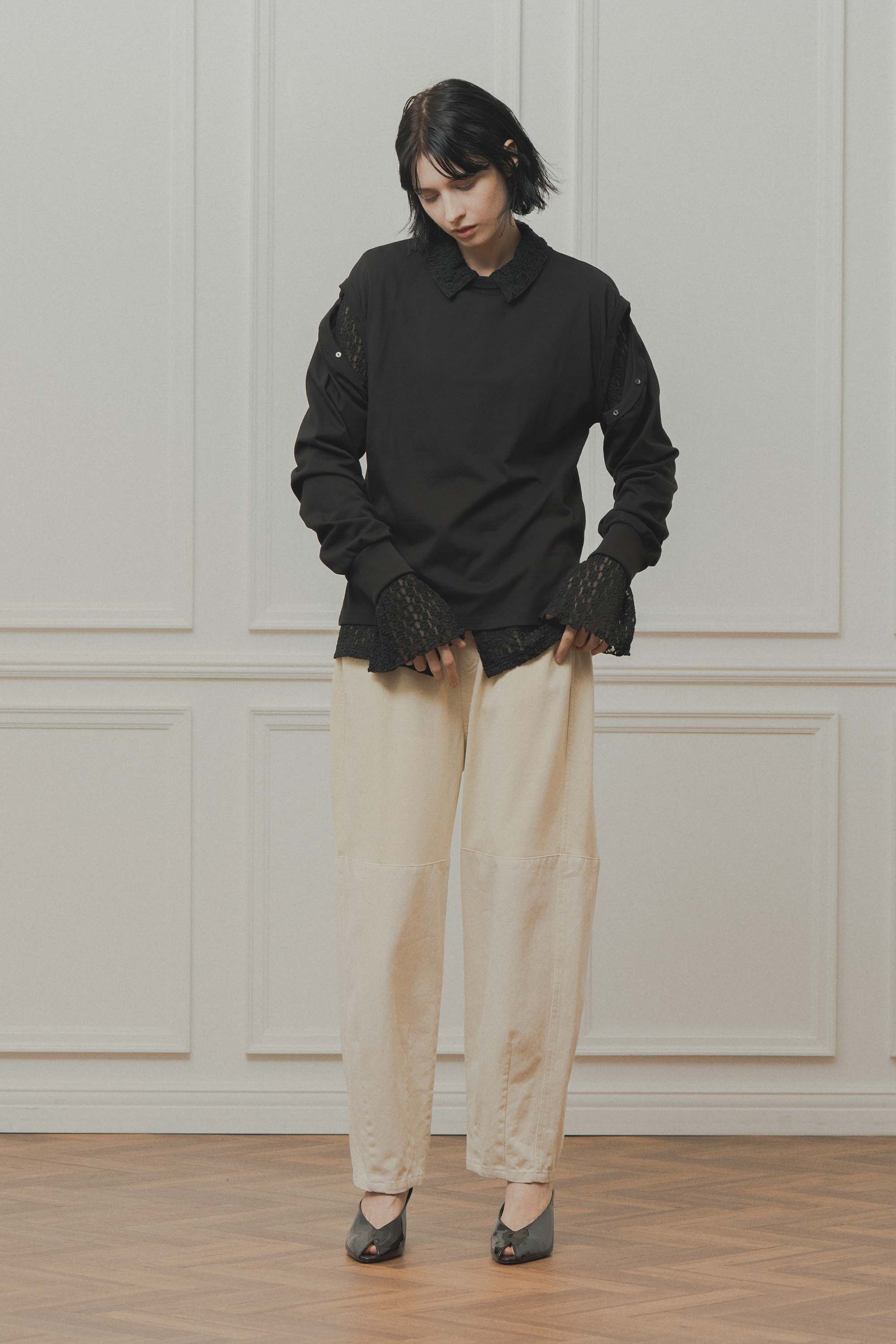lace button shirt – Black | WHYTO | 入荷予定アイテム