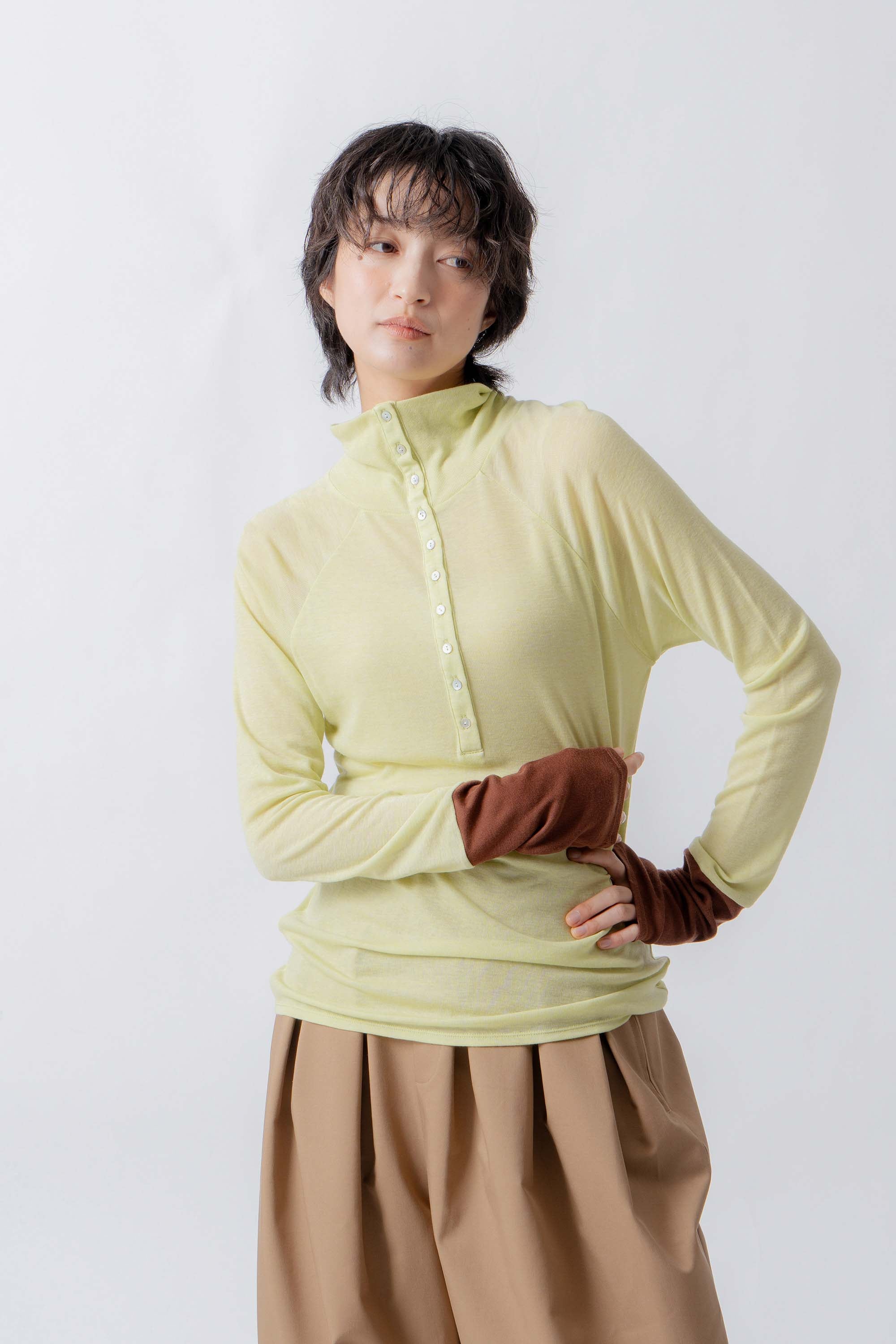 front button turtleneck – Lime | WHYTO | 入荷予定アイテム