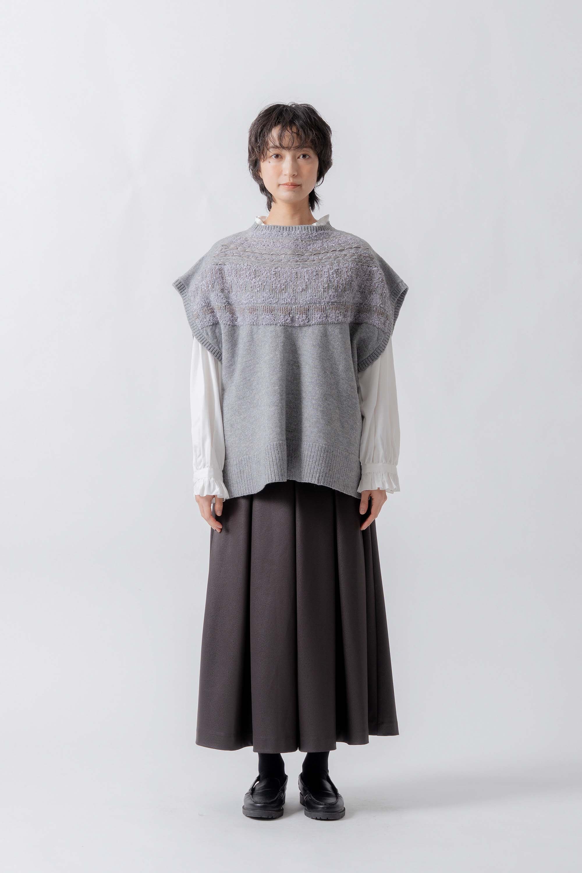 nordic pattern knit vest – Gray | WHYTO | 入荷予定アイテム