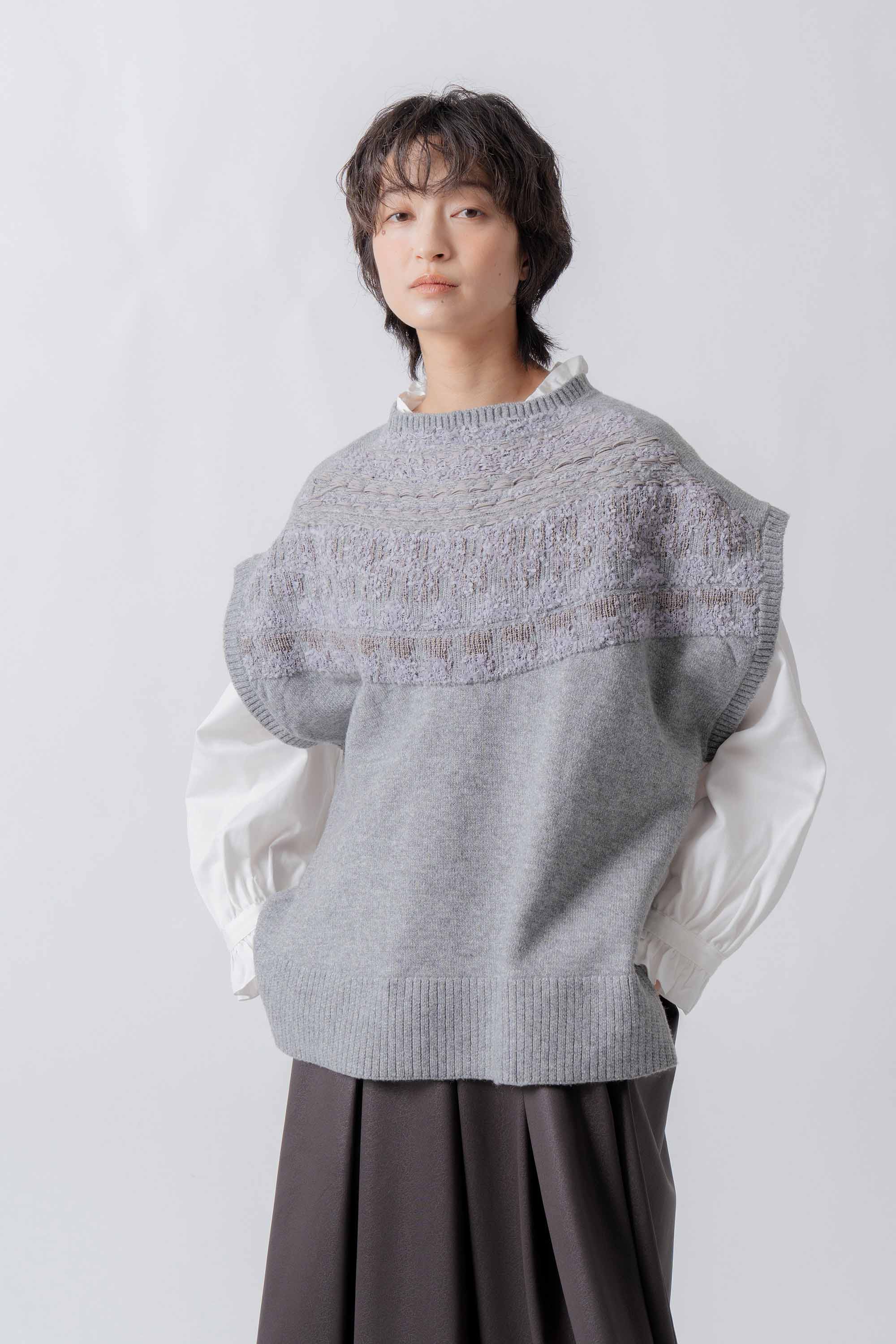 nordic pattern knit vest – Gray | WHYTO | 入荷予定アイテム