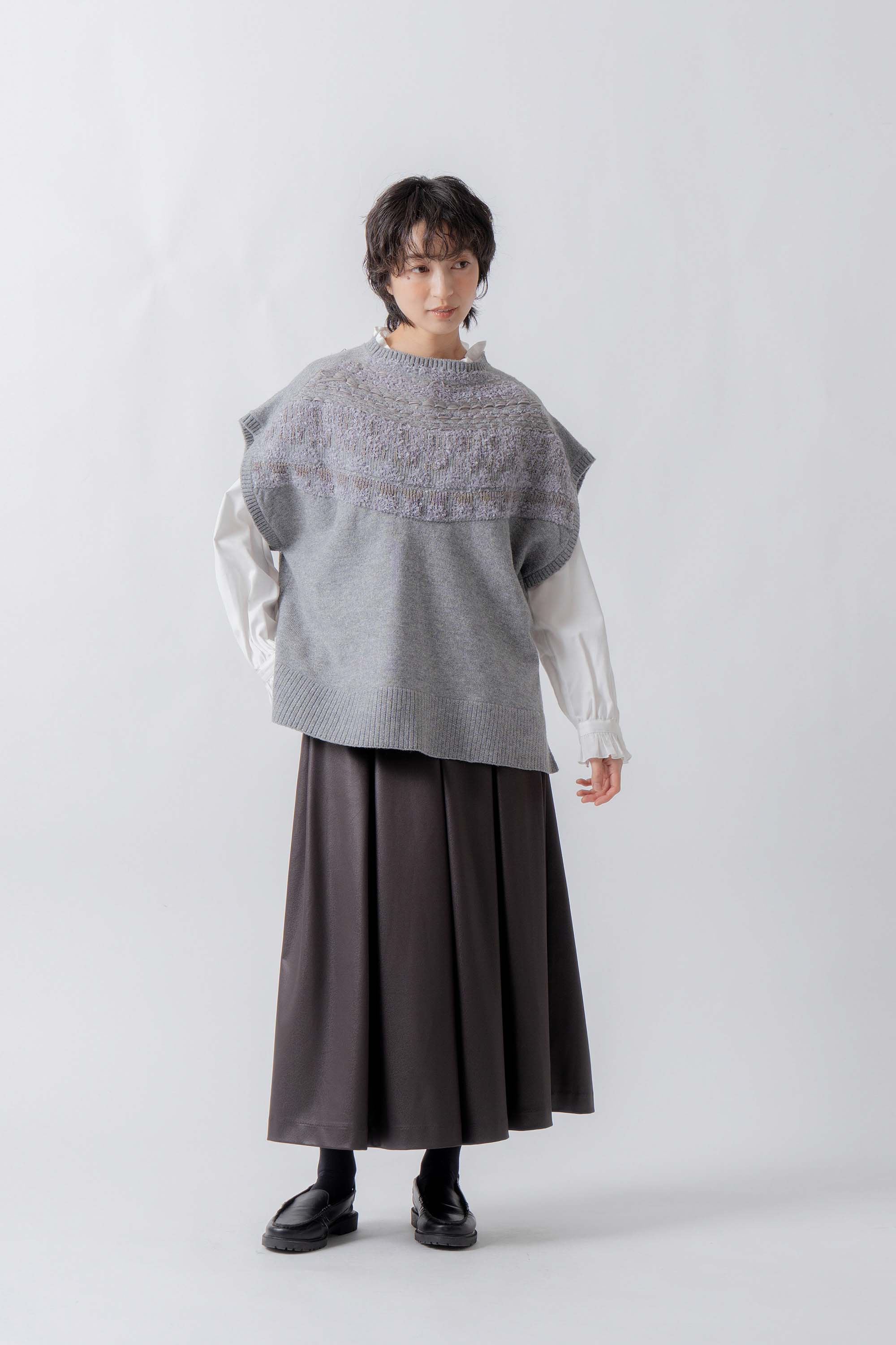 nordic pattern knit vest – Gray | WHYTO | 入荷予定アイテム