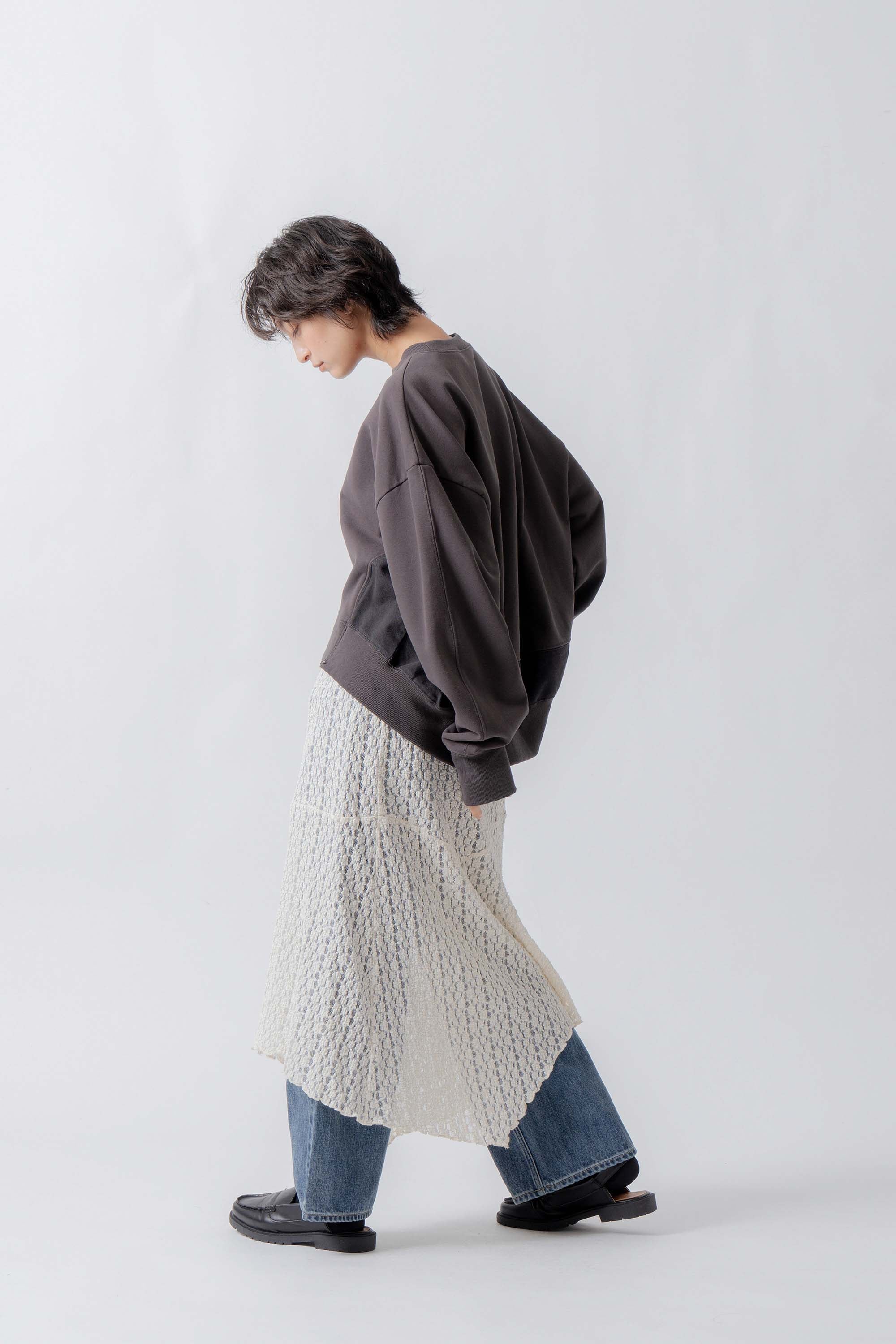 lace asymmetry skirt – Ecru | WHYTO | 入荷予定アイテム