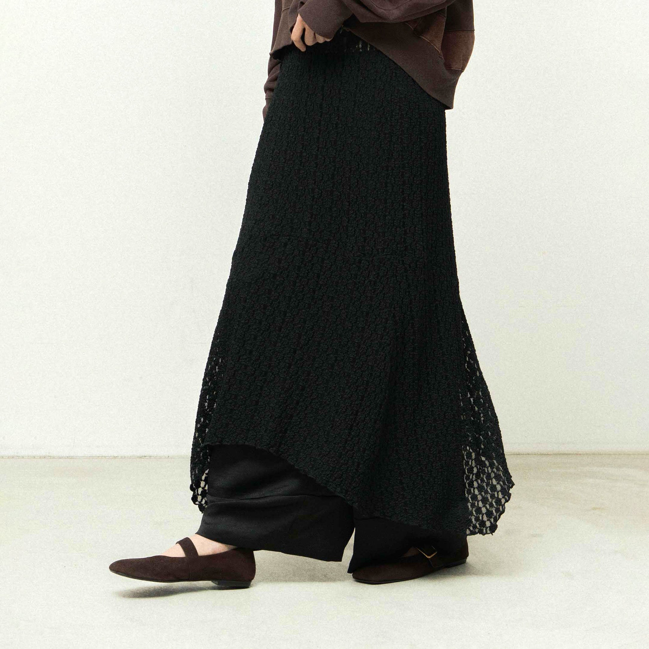 lace asymmetry skirt – Black | WHYTO | 入荷予定アイテム