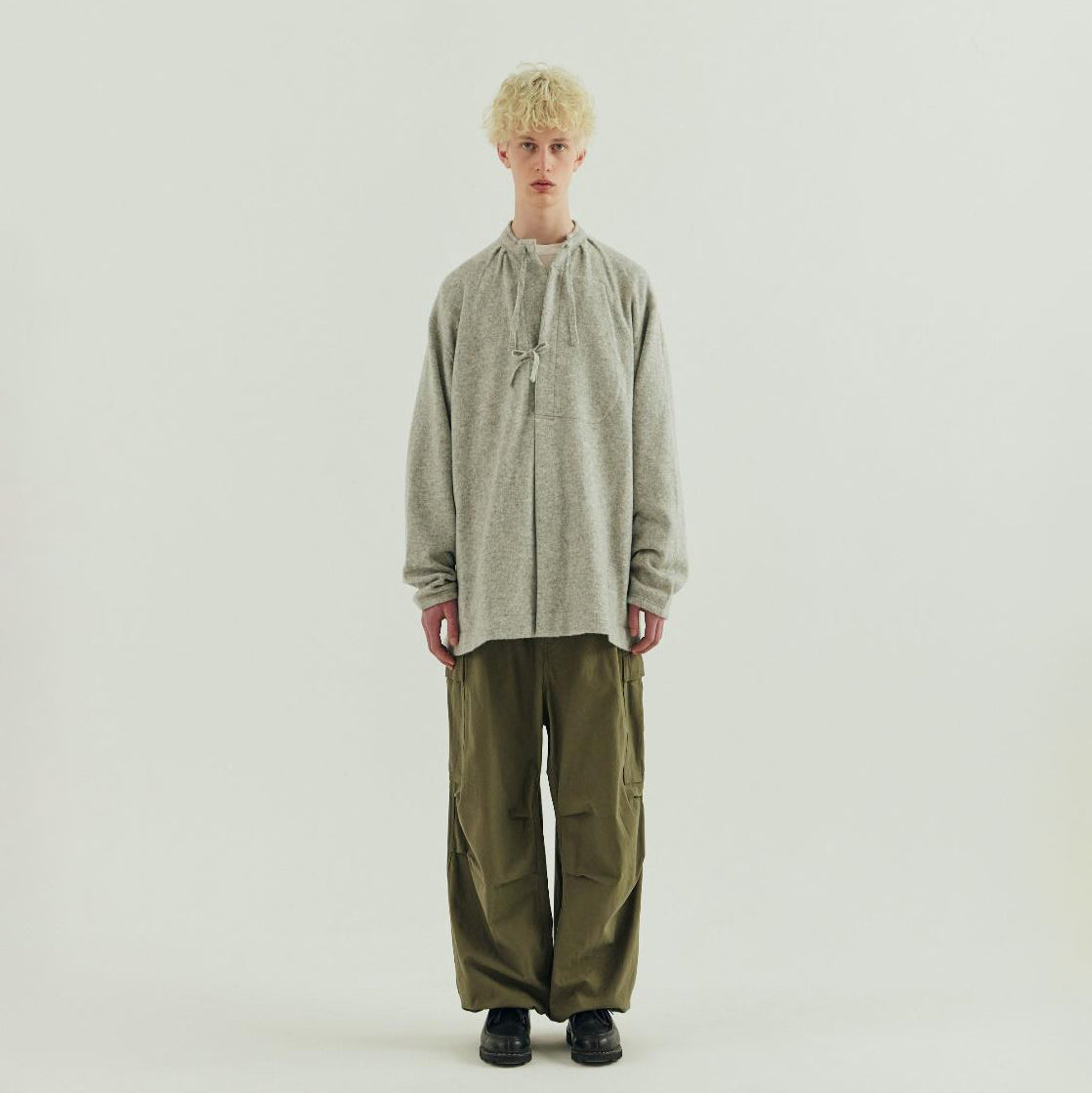 AM-2455001_Khaki | Back Satin Cargo Pants | Color:Khaki【ARMY TWILL_アーミーツイル】