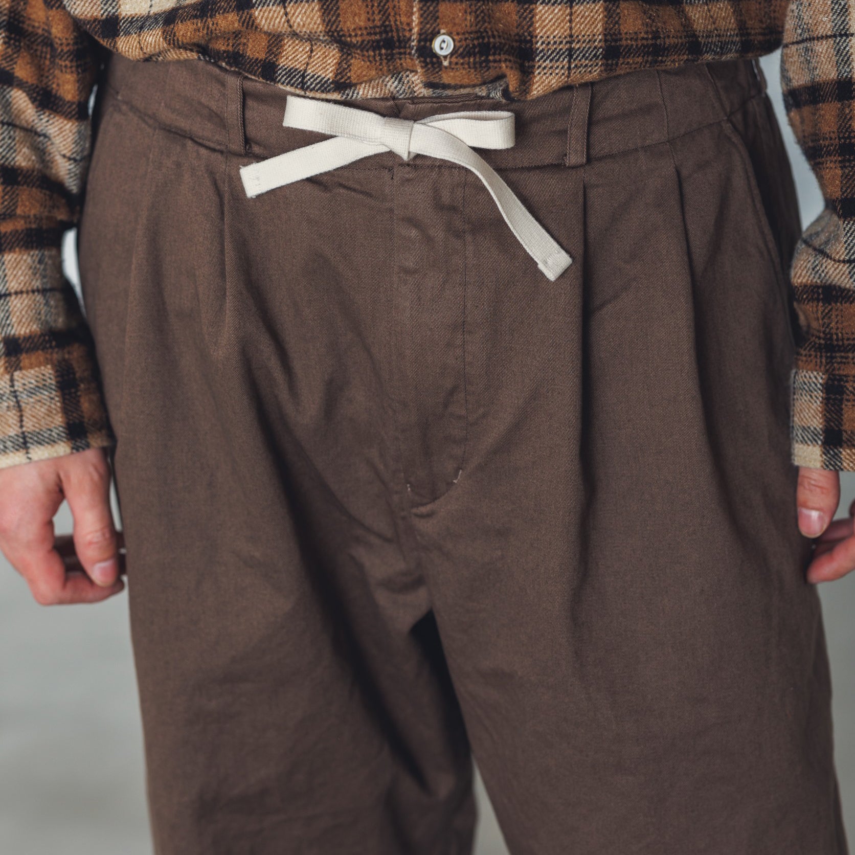 No:BE-03_BROWN | Name:BAGS EASY PANTS-VINTAGE CHINO | Color:Brown【CATTA_カッタ】【入荷予定アイテム・入荷連絡可能】