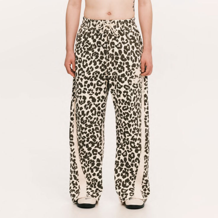 Star sweat pants – Leopard | PLATEAU STUDIO