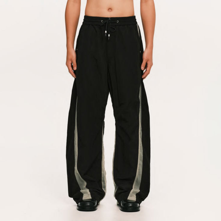 Curvy nylon pants – Black | PLATEAU STUDIO
