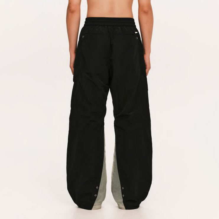 Curvy nylon pants – Black | PLATEAU STUDIO
